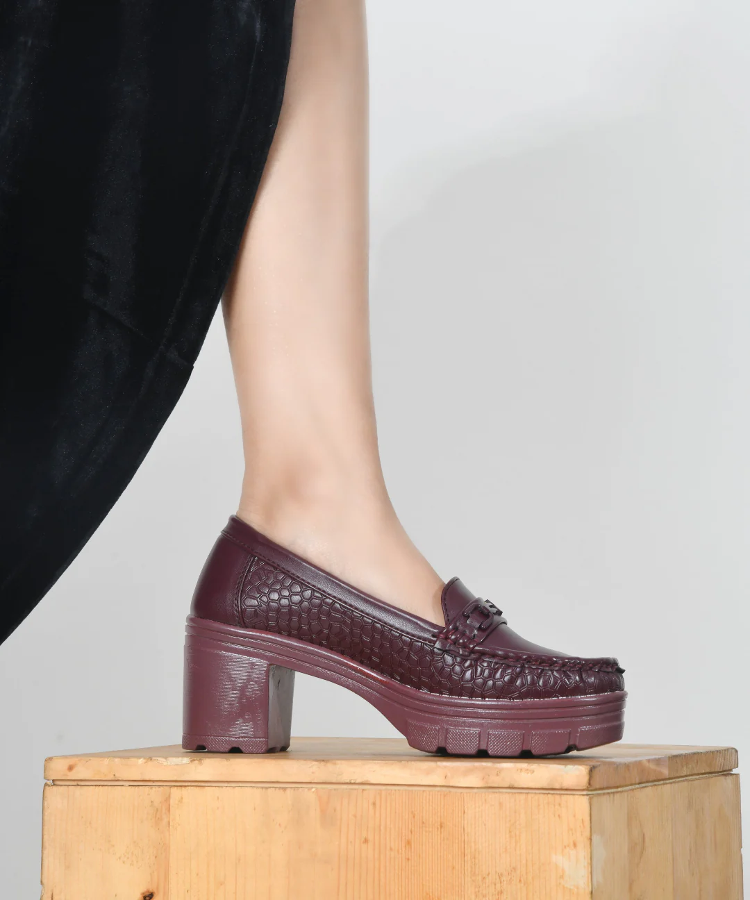 Chunky-Heel Loafer with Textured Sides - JM Looks - Image 13