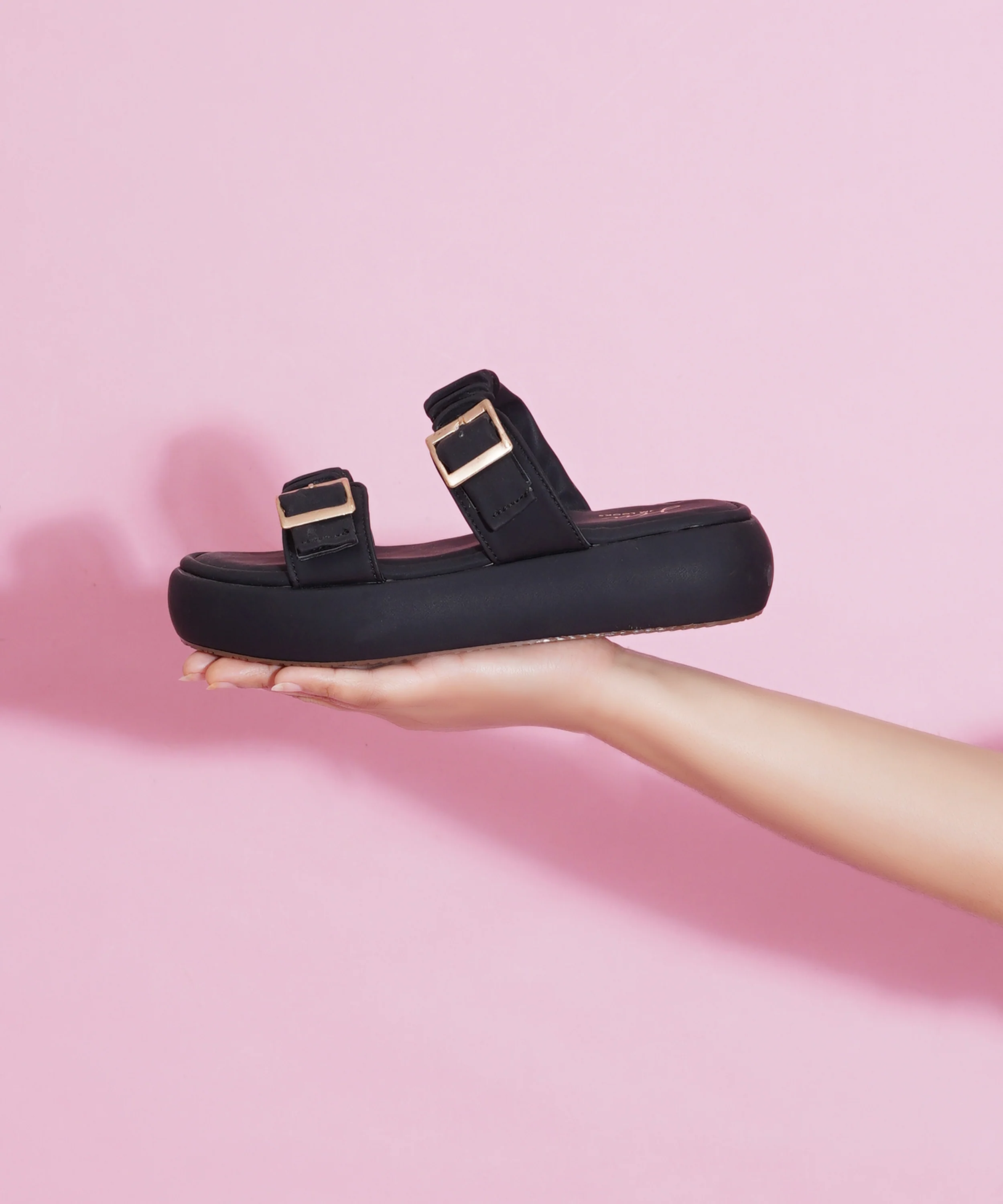 Casual Comfort Sandals with Buckle Detail - Image 9
