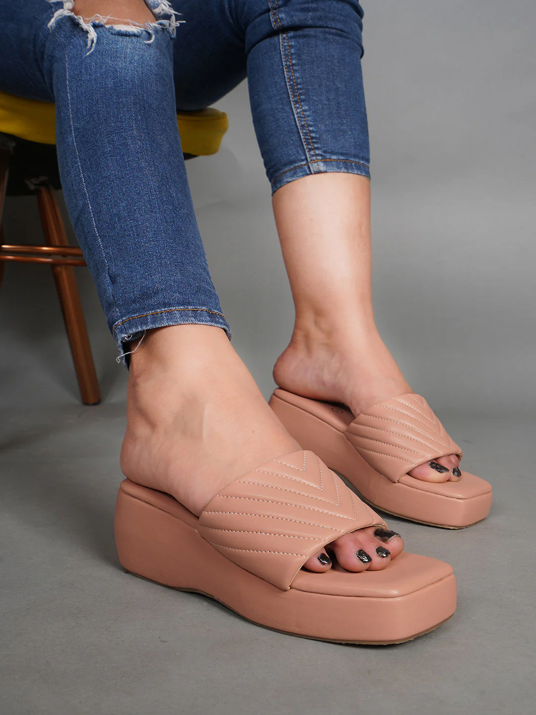 Women Platform Wedge Block Heel Square Open Toe Quilted Sandals - Image 4