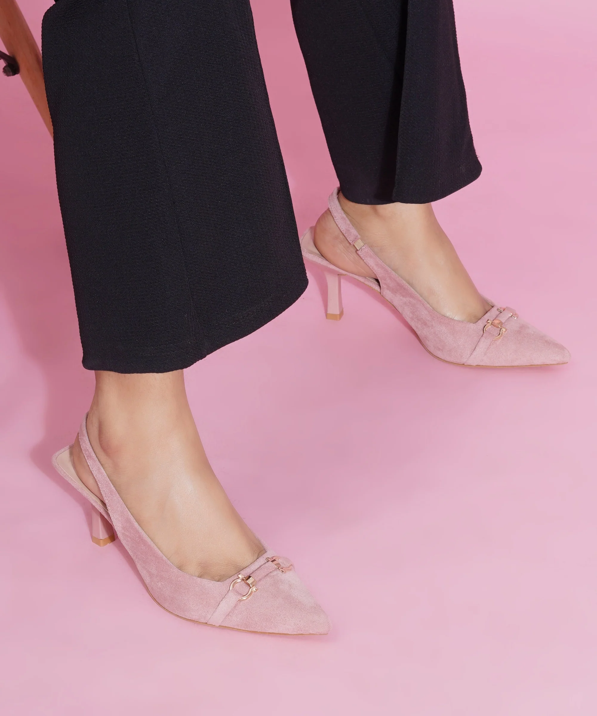 Slingback Kitten Heels for Women with Pointed Toe and Gold Buckle - Image 21