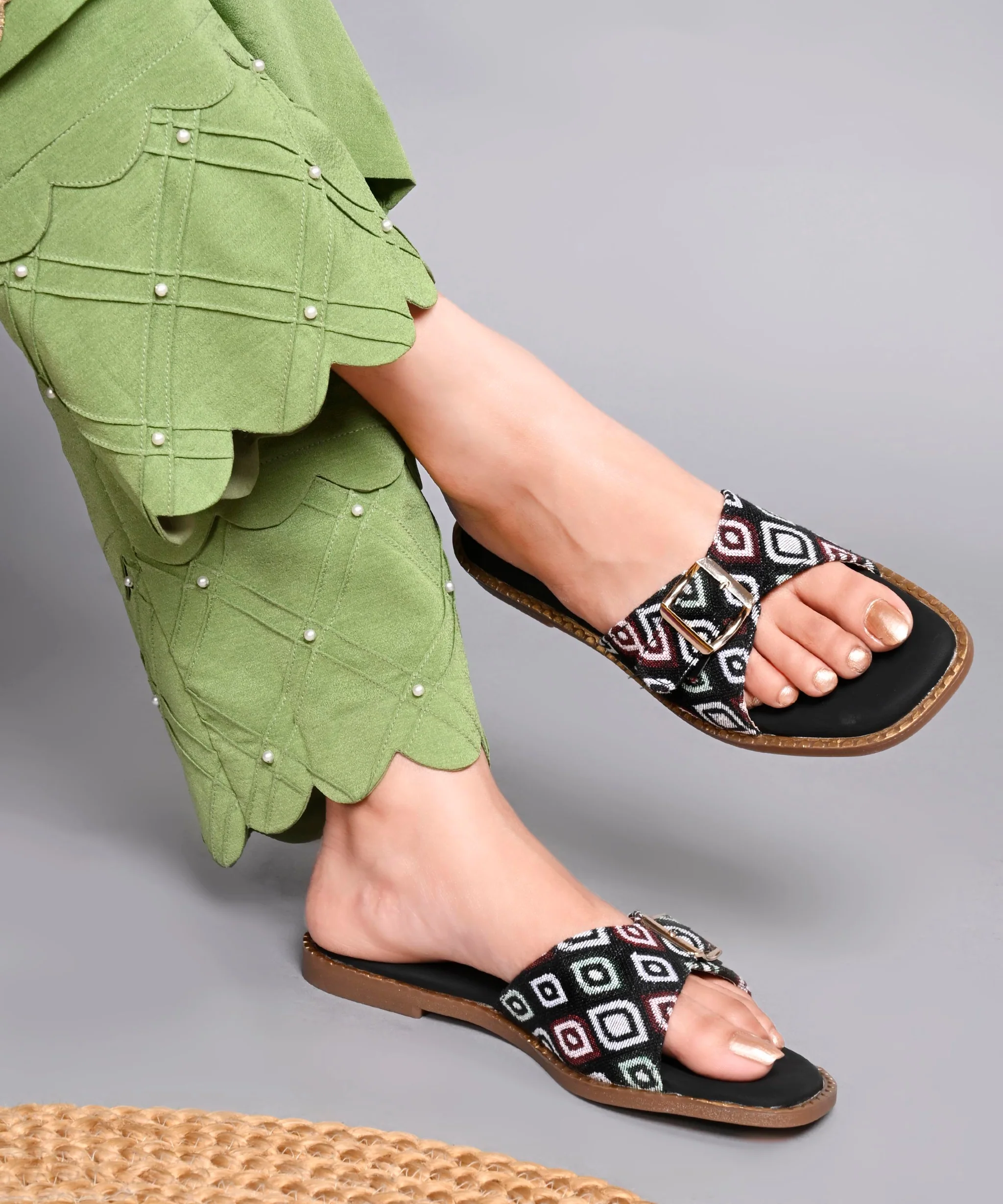 Chic Multicolor Buckle Open-Toe Flats - Image 3