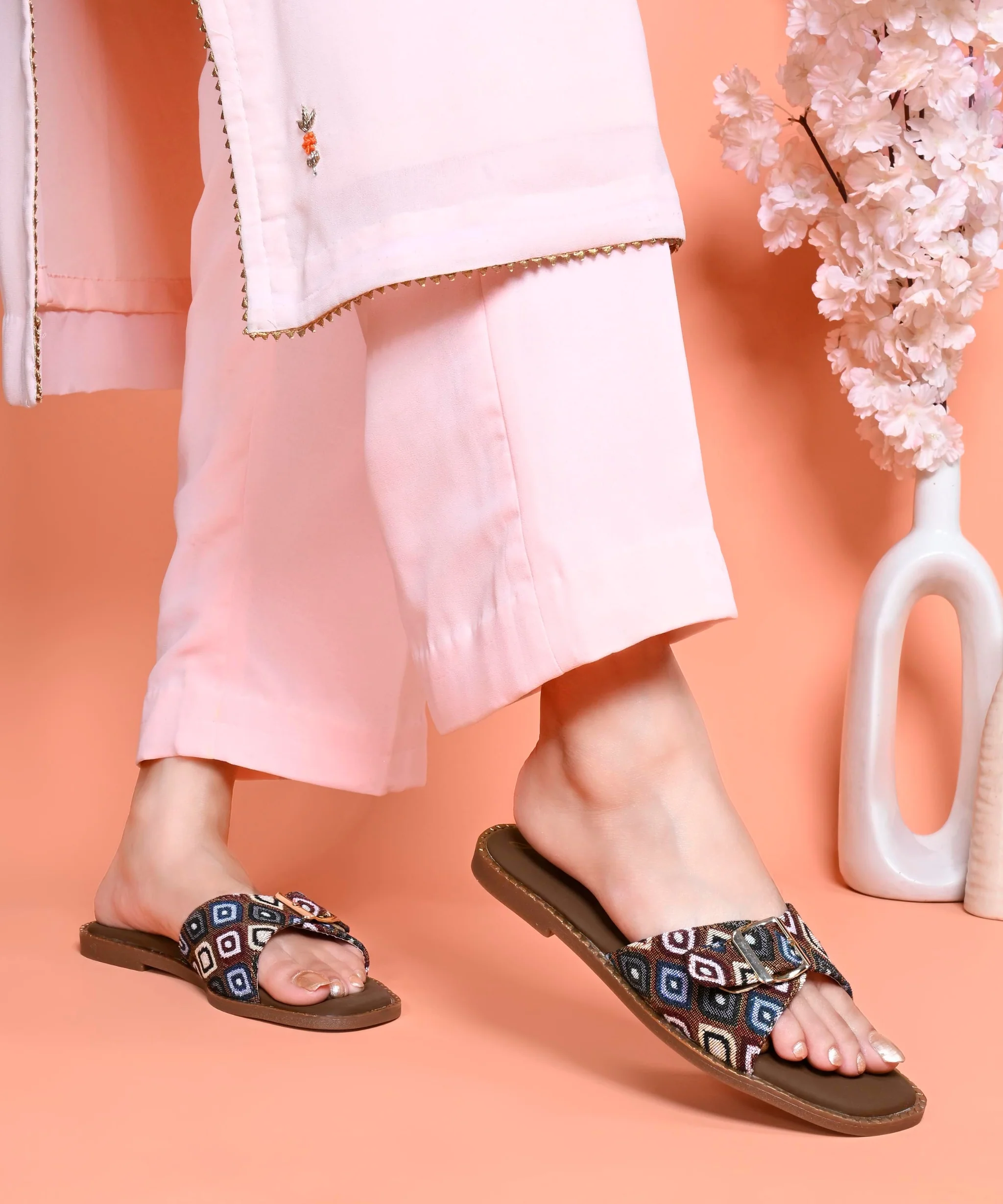 Chic Multicolor Buckle Open-Toe Flats - Image 8
