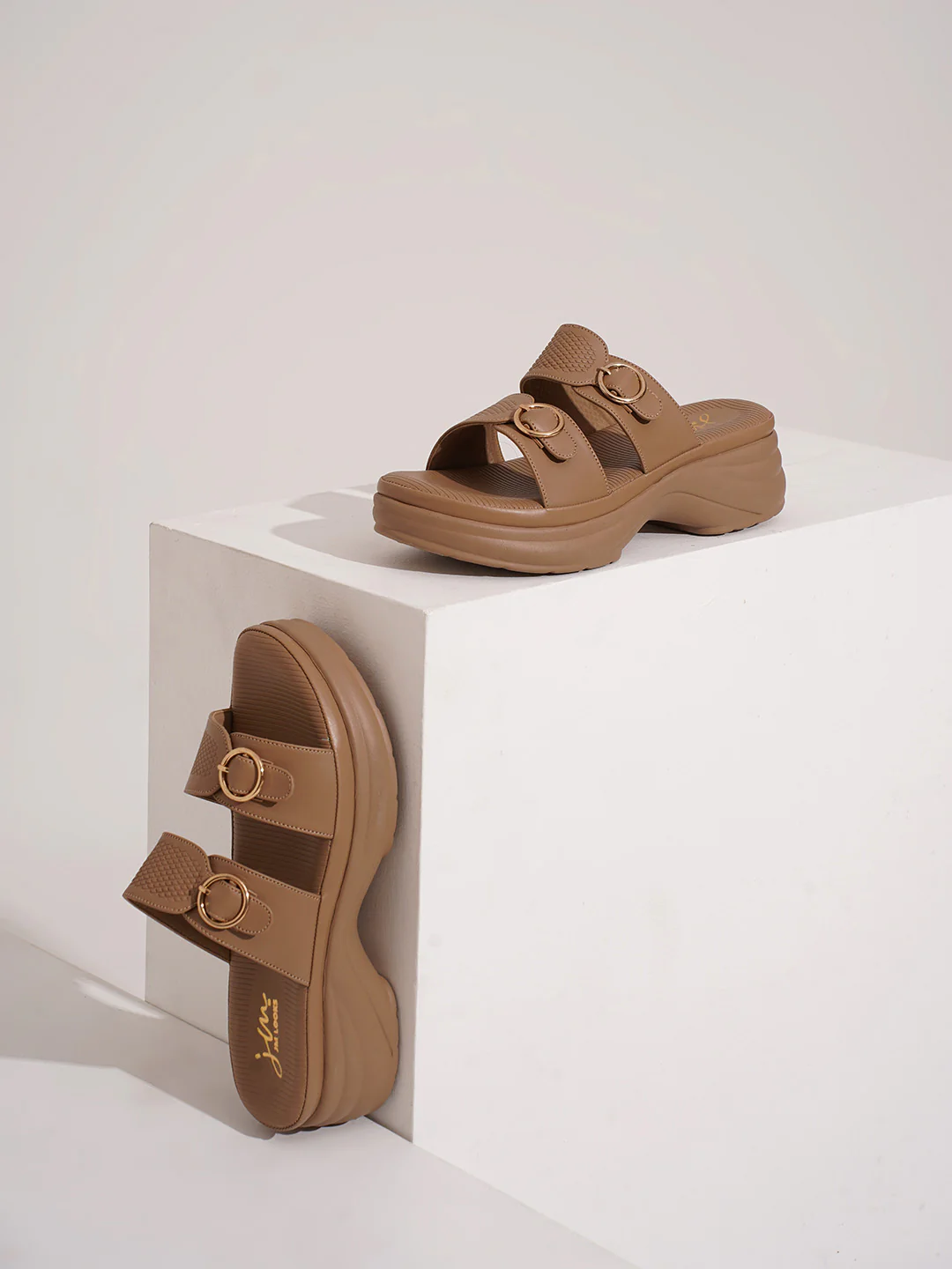 Cushioned Platform Buckle Slides Sandals with Textured Straps and Chunky Sole - Image 3