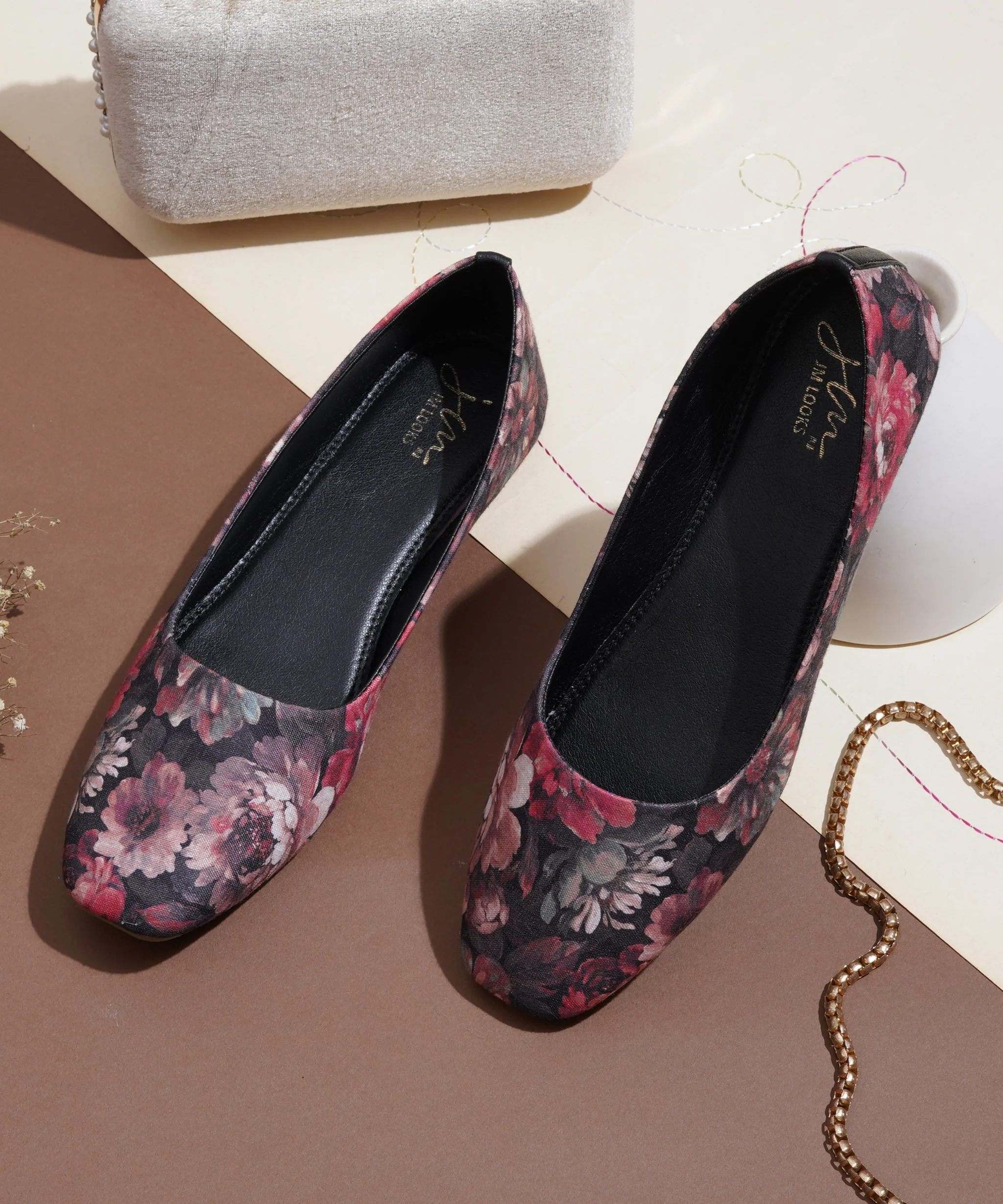 Classic Floral Pointed Flat - Image 7