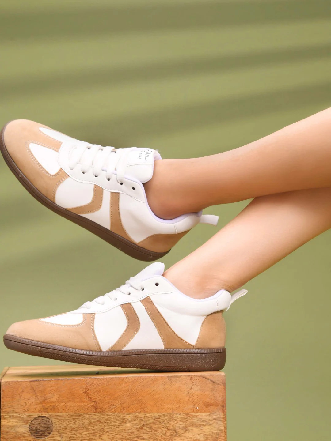 Colorblock Suede Trainer Sneaker for Women - Image 18