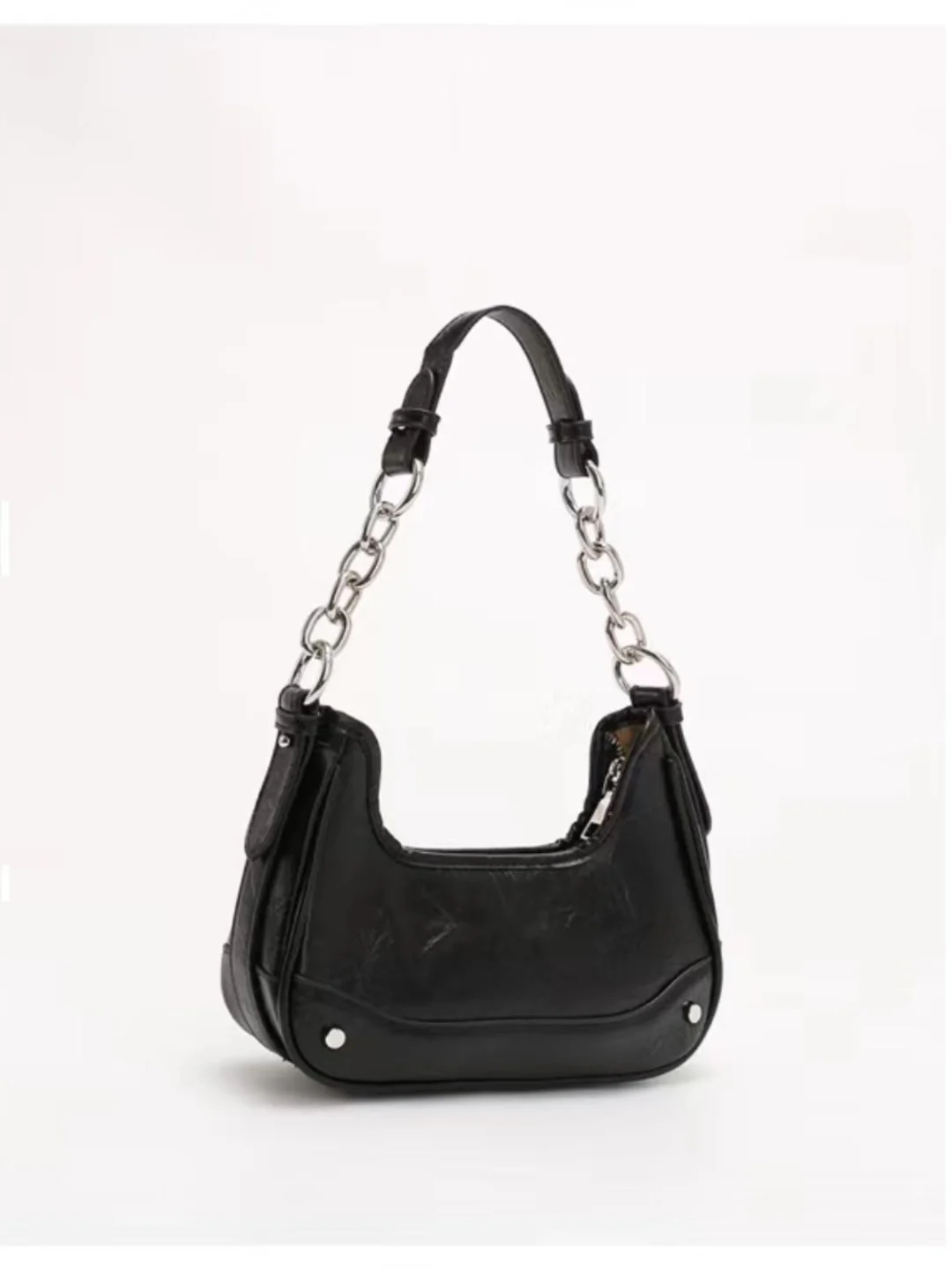 Modern Chain Detail Shoulder Bag