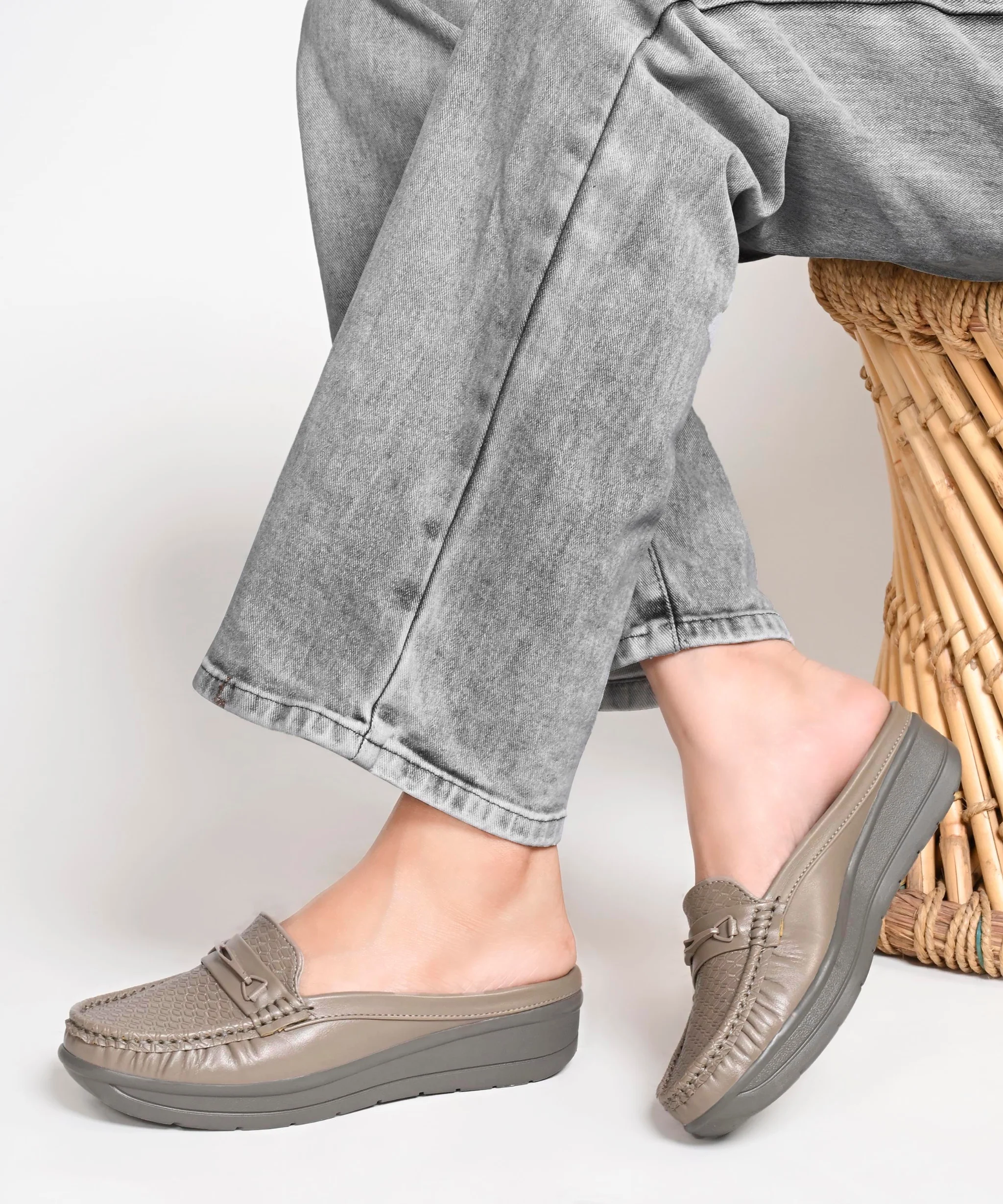 Elegant Everyday Slip-On Loafers - Image 14