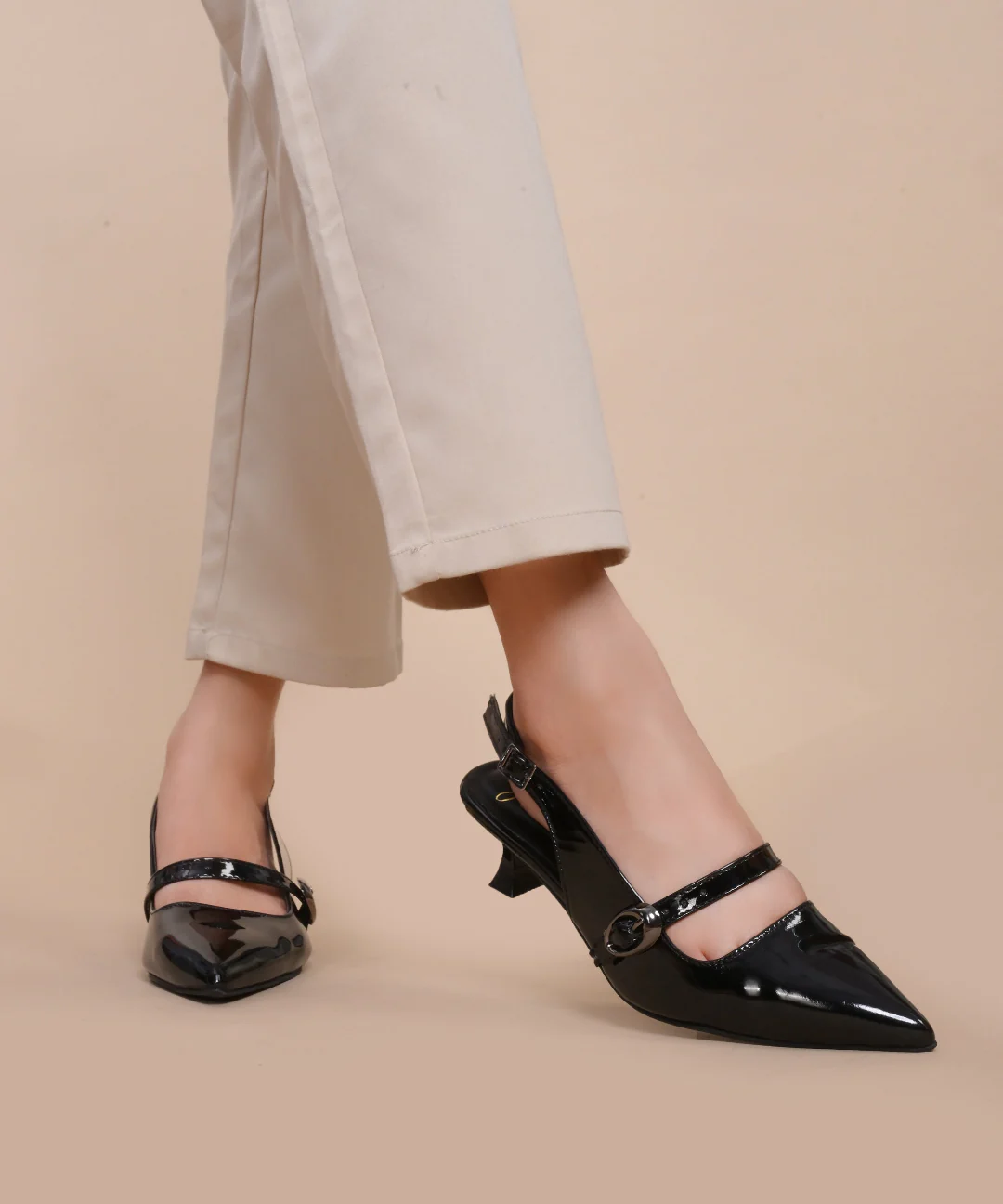 Elegant Pointed Toe Slingbacks - Image 4