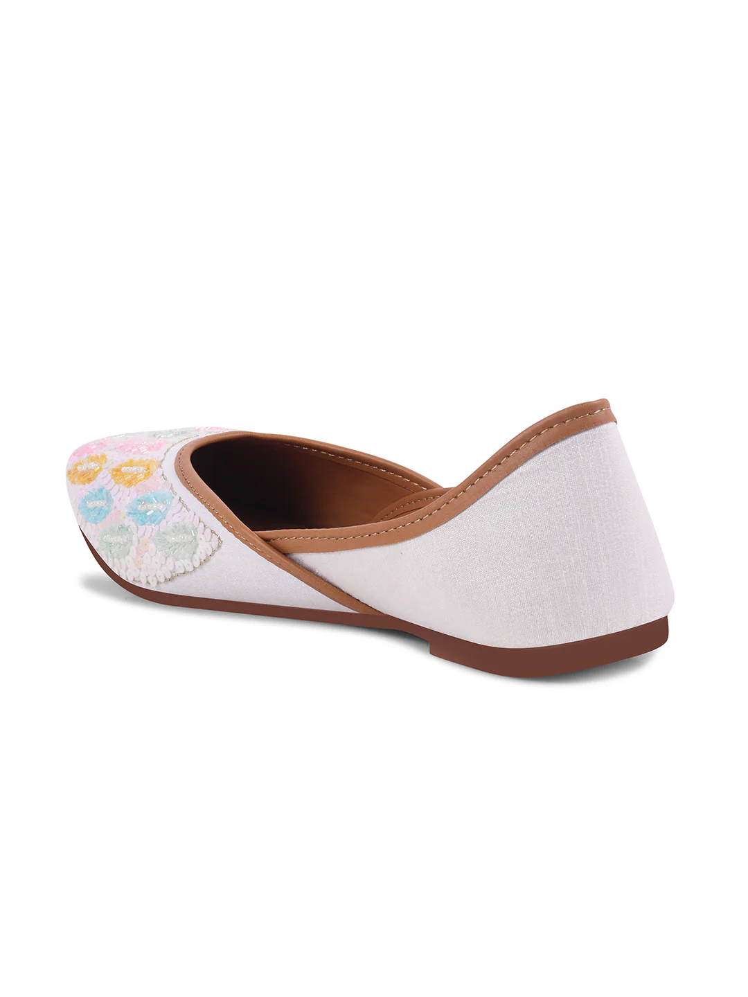 Embellished Traditional Jutti Flat with Cushion - Image 6