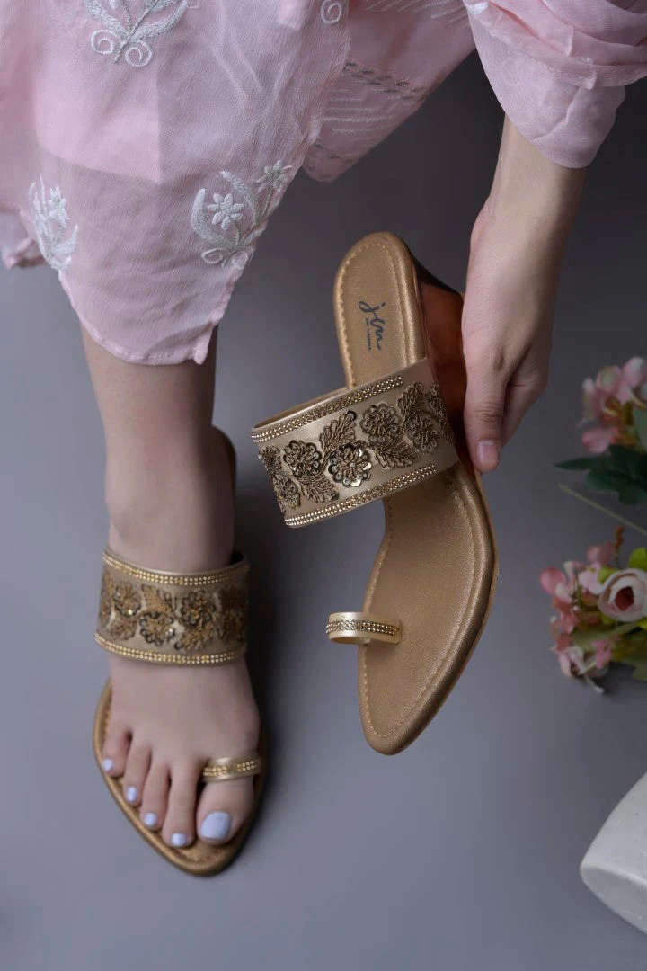 Jm Looks Women Embroidered Wedge Sandals  With A Toe Ring - Image 11