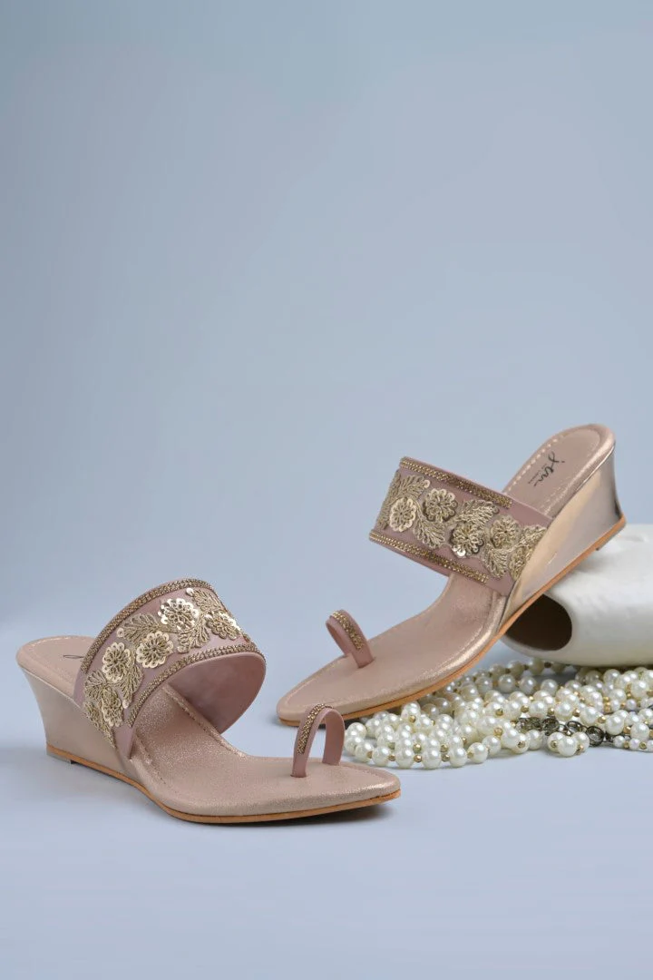 Jm Looks Women Embroidered Wedge Sandals  With A Toe Ring - Image 2