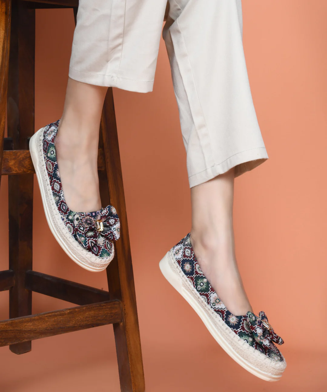 Ethnic Embroidered Loafers with Bow Design - Image 8