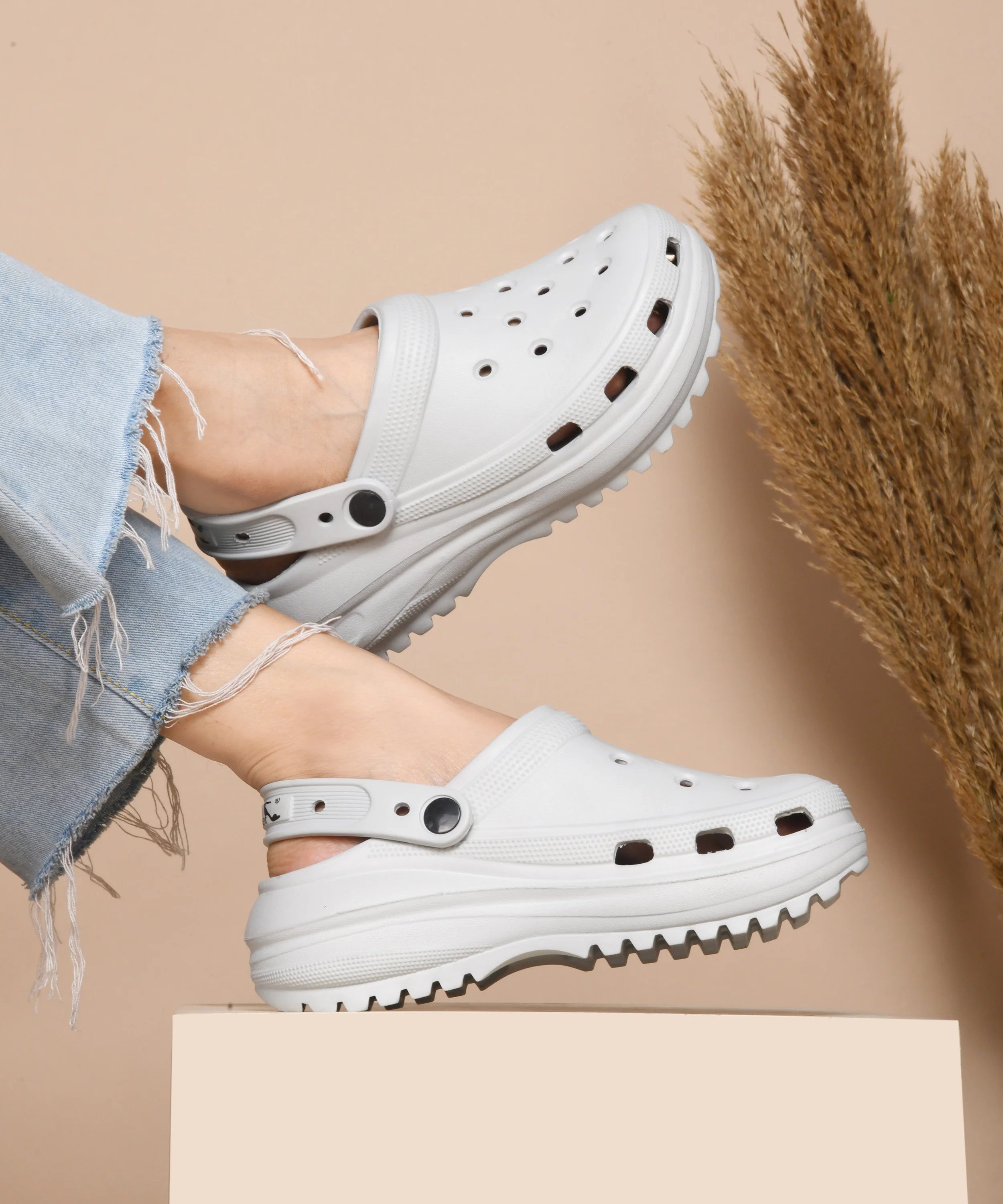 EVA Comfort Clogs with Ventilation Holes and Back Strap - Image 14