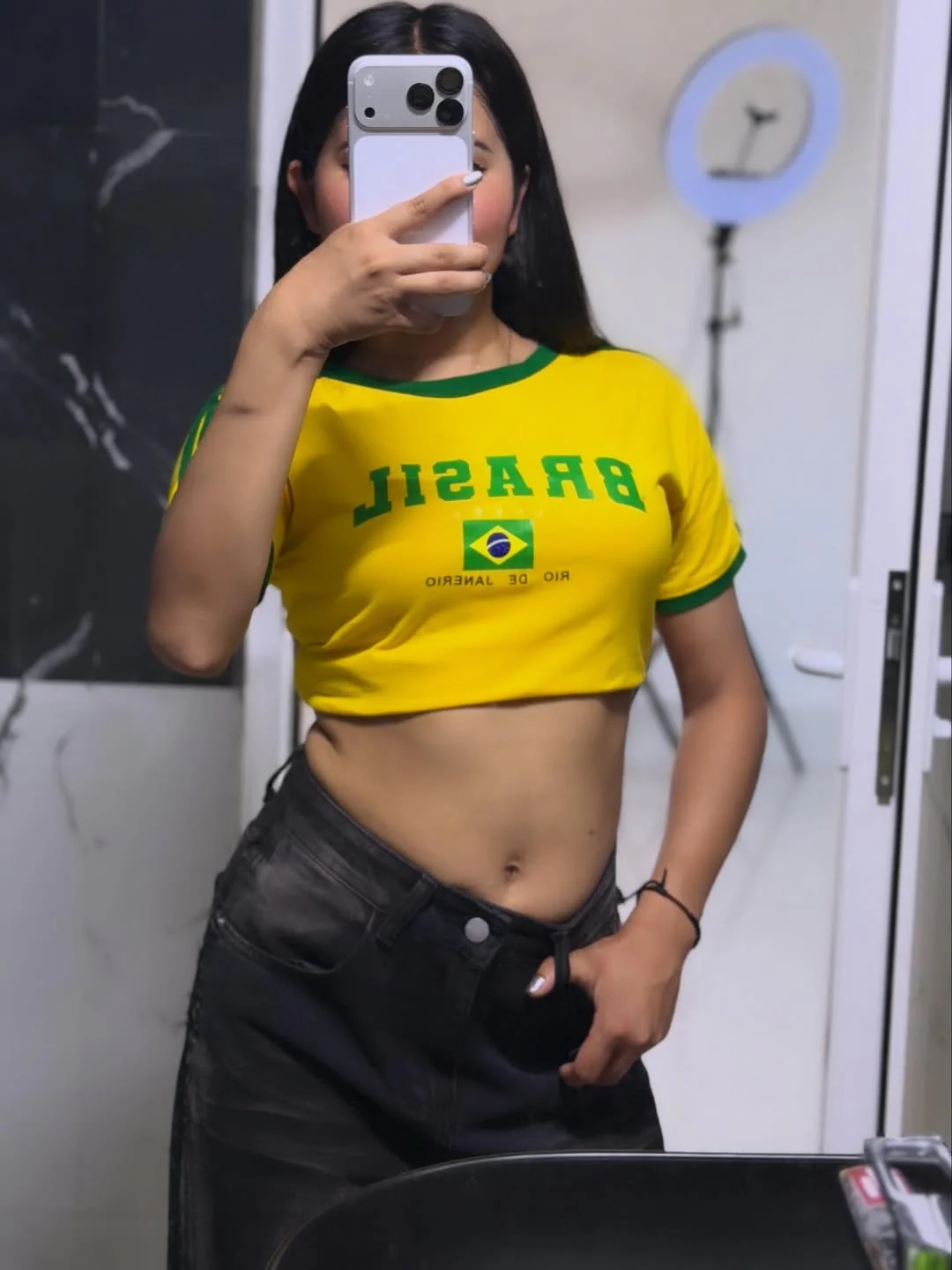 Fitted Cropped T-Shirt With Print - Image 14