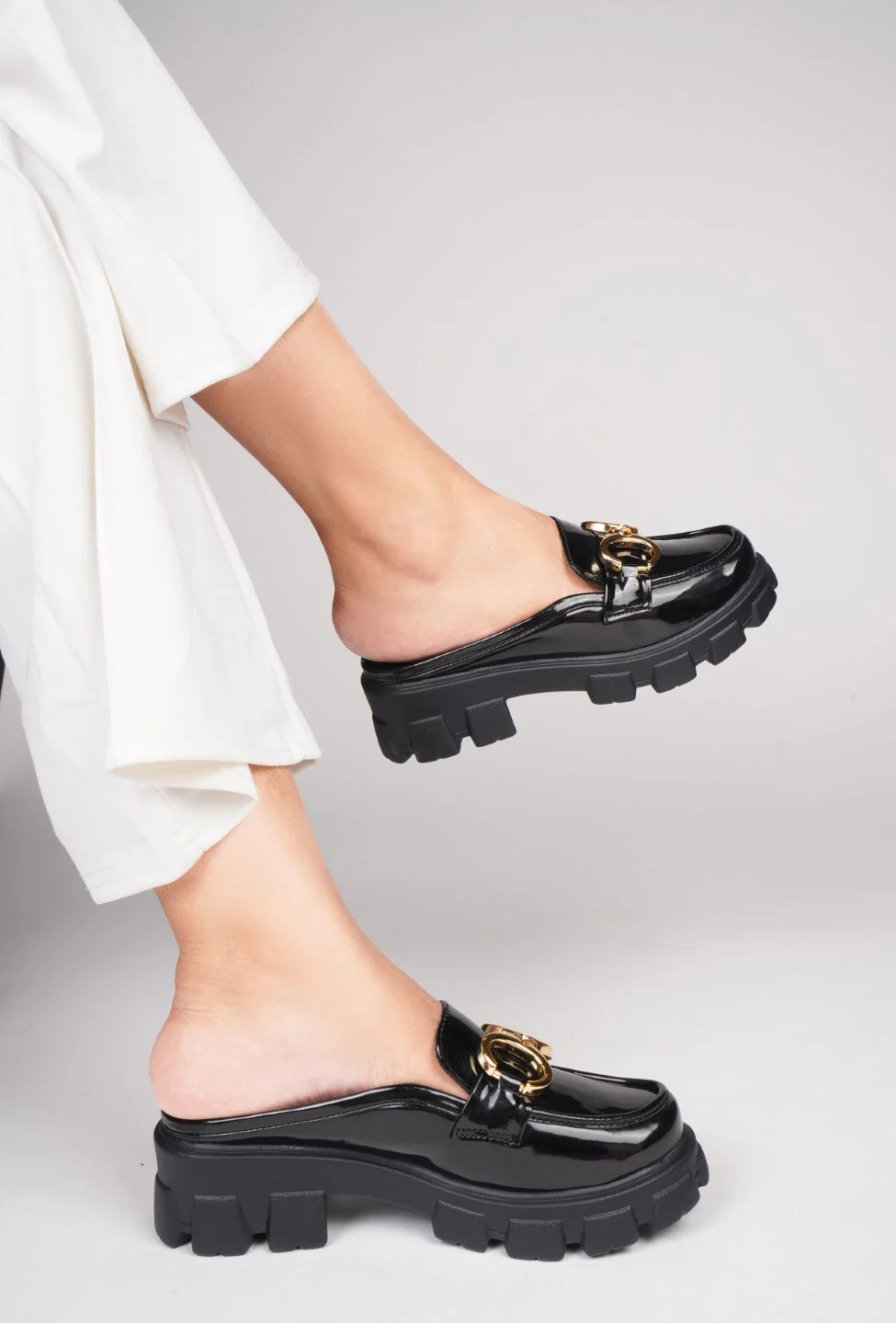 Front Buckle Detailed Half Loafer - Image 11