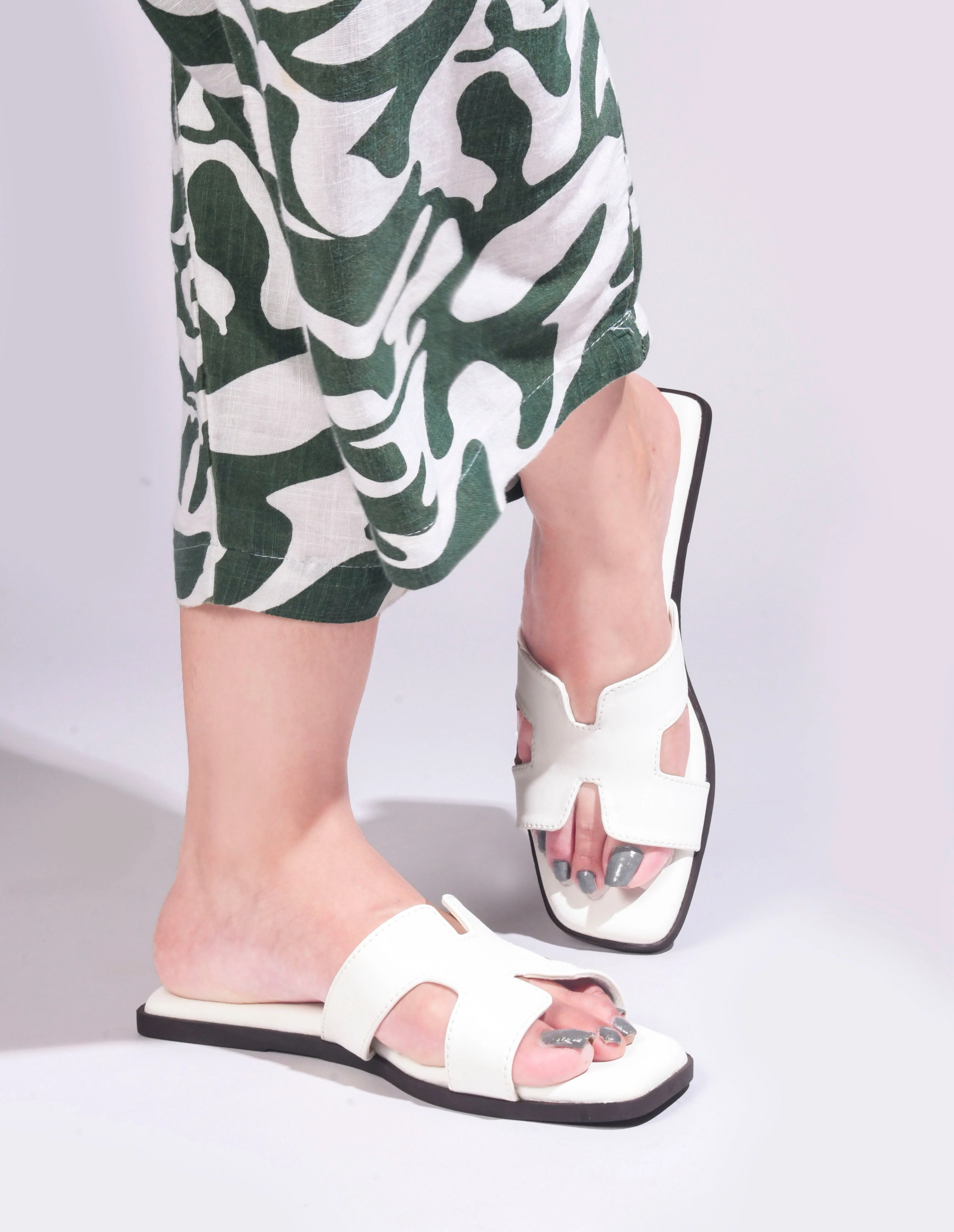 Jm Looks Women's Slip-On Flats Sandals Slides Cushioned Footbed. - Image 14