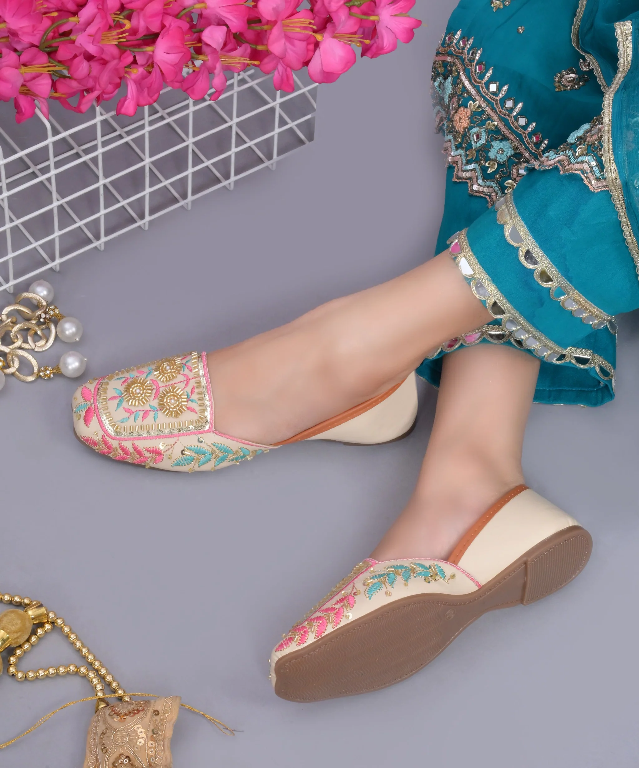 Handcrafted Embellished Traditional Juttis - Image 3