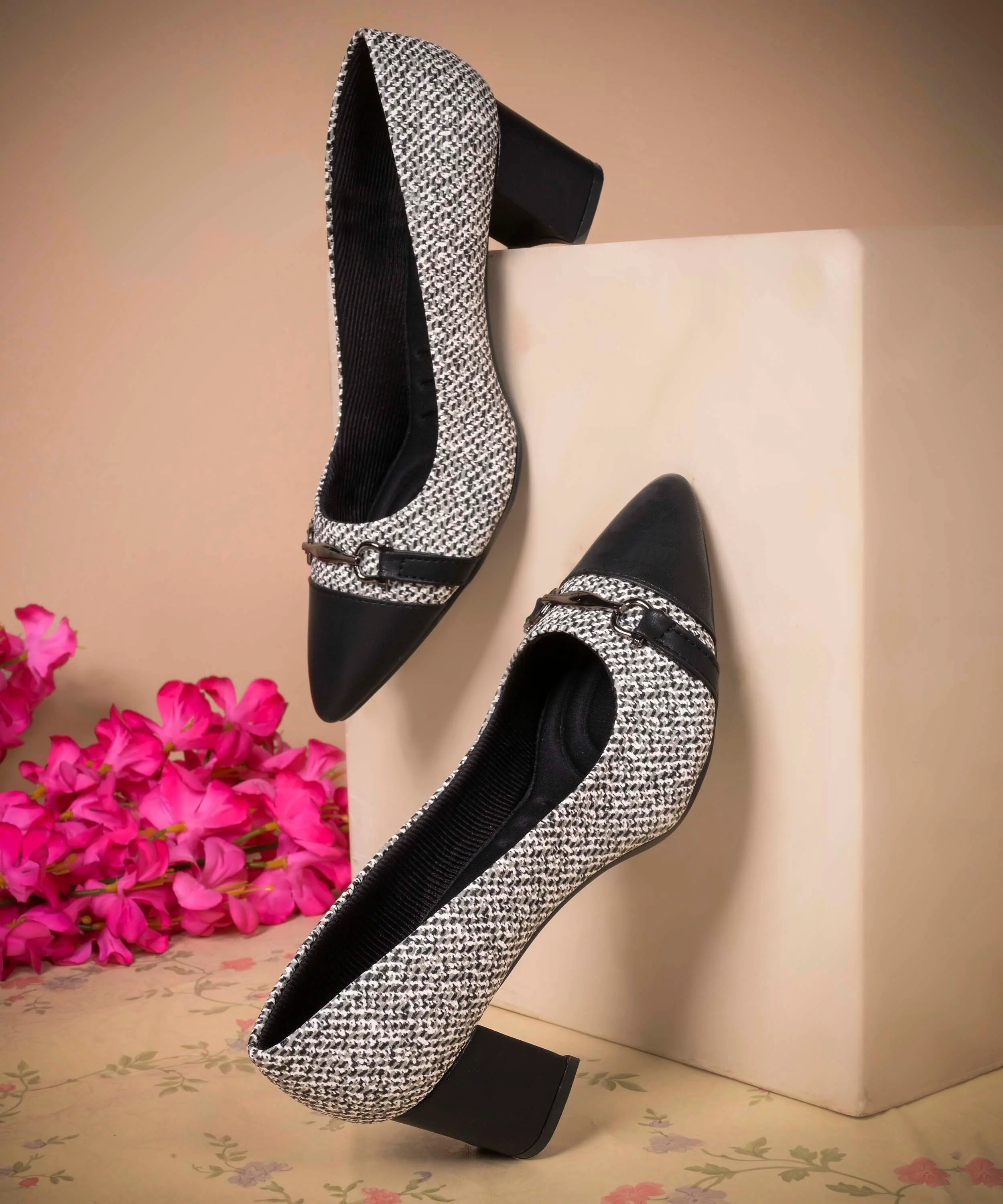 Heritage Luxe Tweed Heels with Signature Gold Detail - Image 7