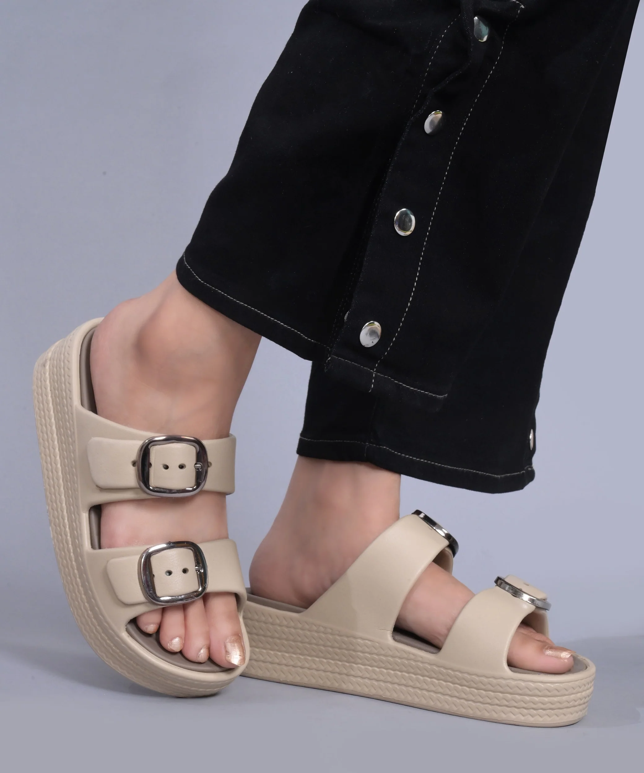 Lightweight Platform Slides with Double Strep and Buckle Detail - Image 16