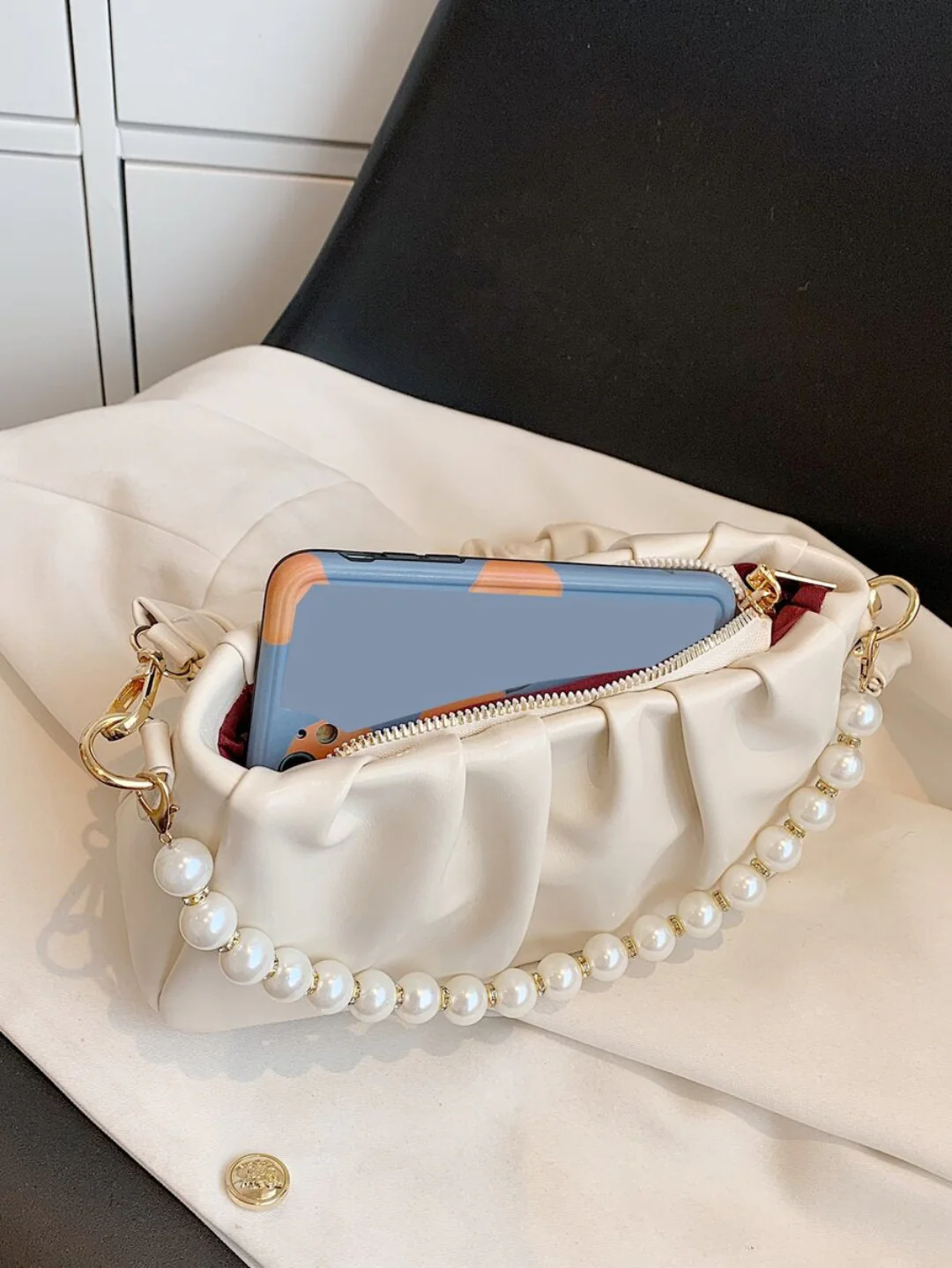 Elegant Pearl Strap Shoulder Bag - Image 5