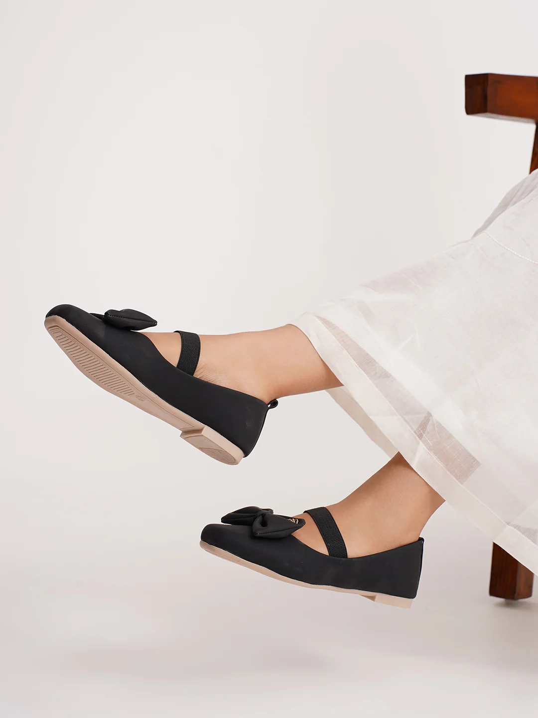 JM Looks Mary Jane Flat with Bow and Elastic Strap