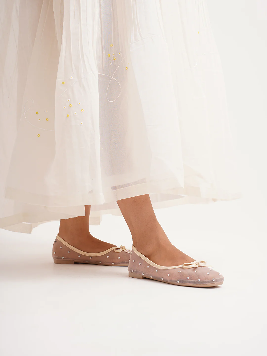JM Looks Mesh Dotted Ballet Flat with Bow Accent - Image 16