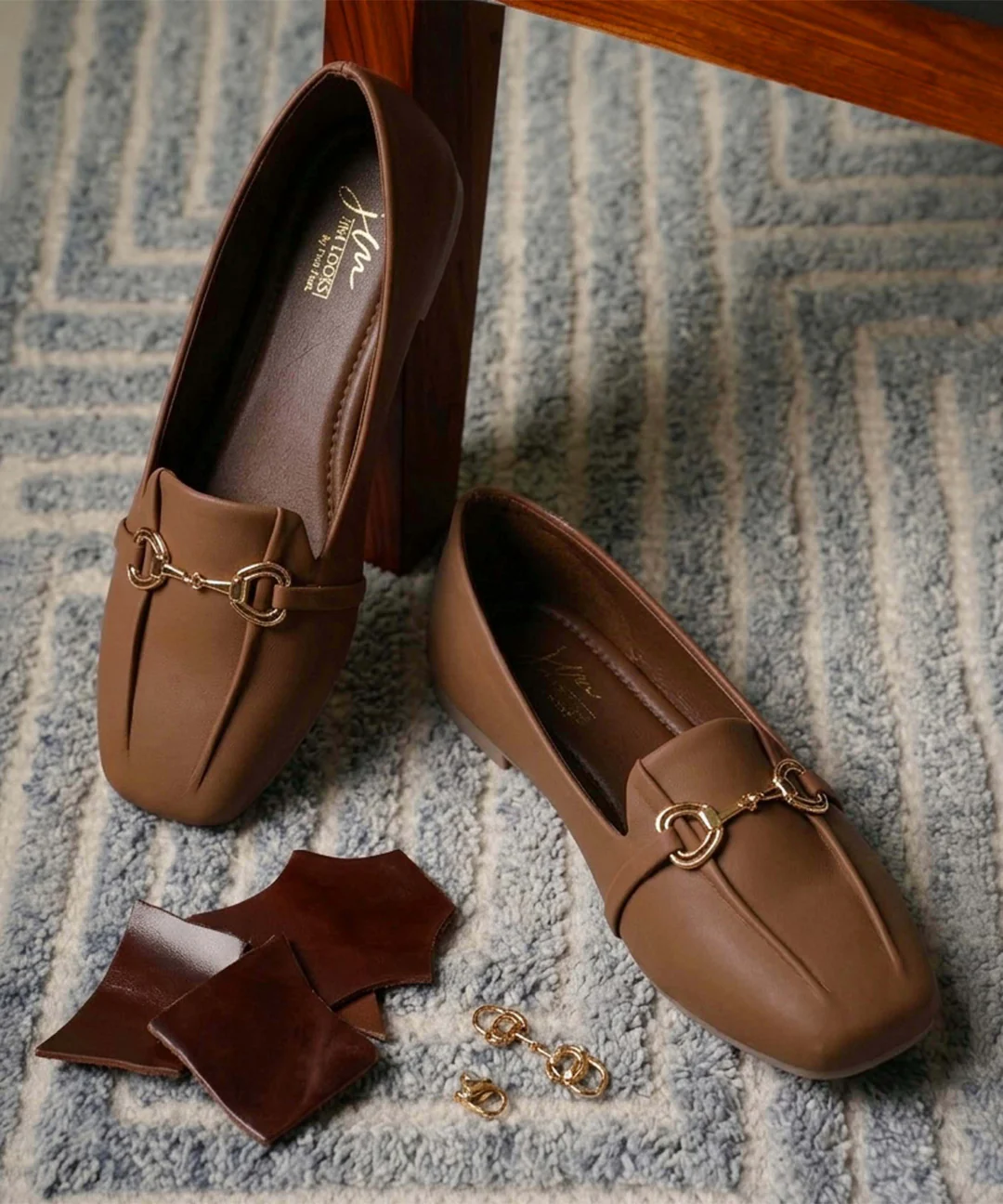 Minimalist Loafers with Metal Detail - Image 14