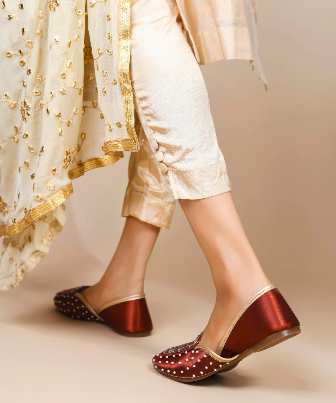 JM Looks Pearl Embellished Ethnic Juttis - Image 4