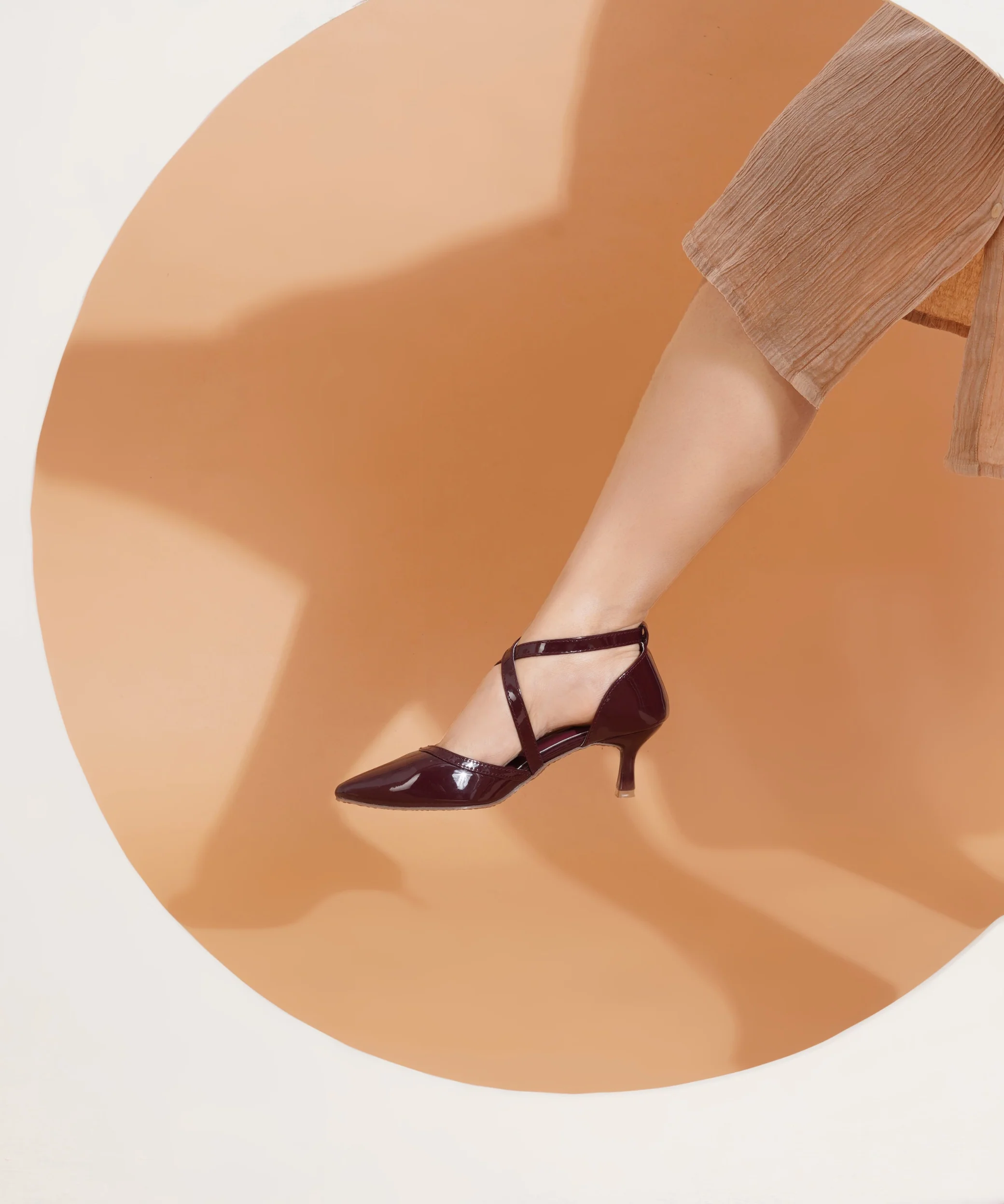 Pointed Toe Kitten Heels with Crisscross Ankle Strap Pumps for Women - Image 8