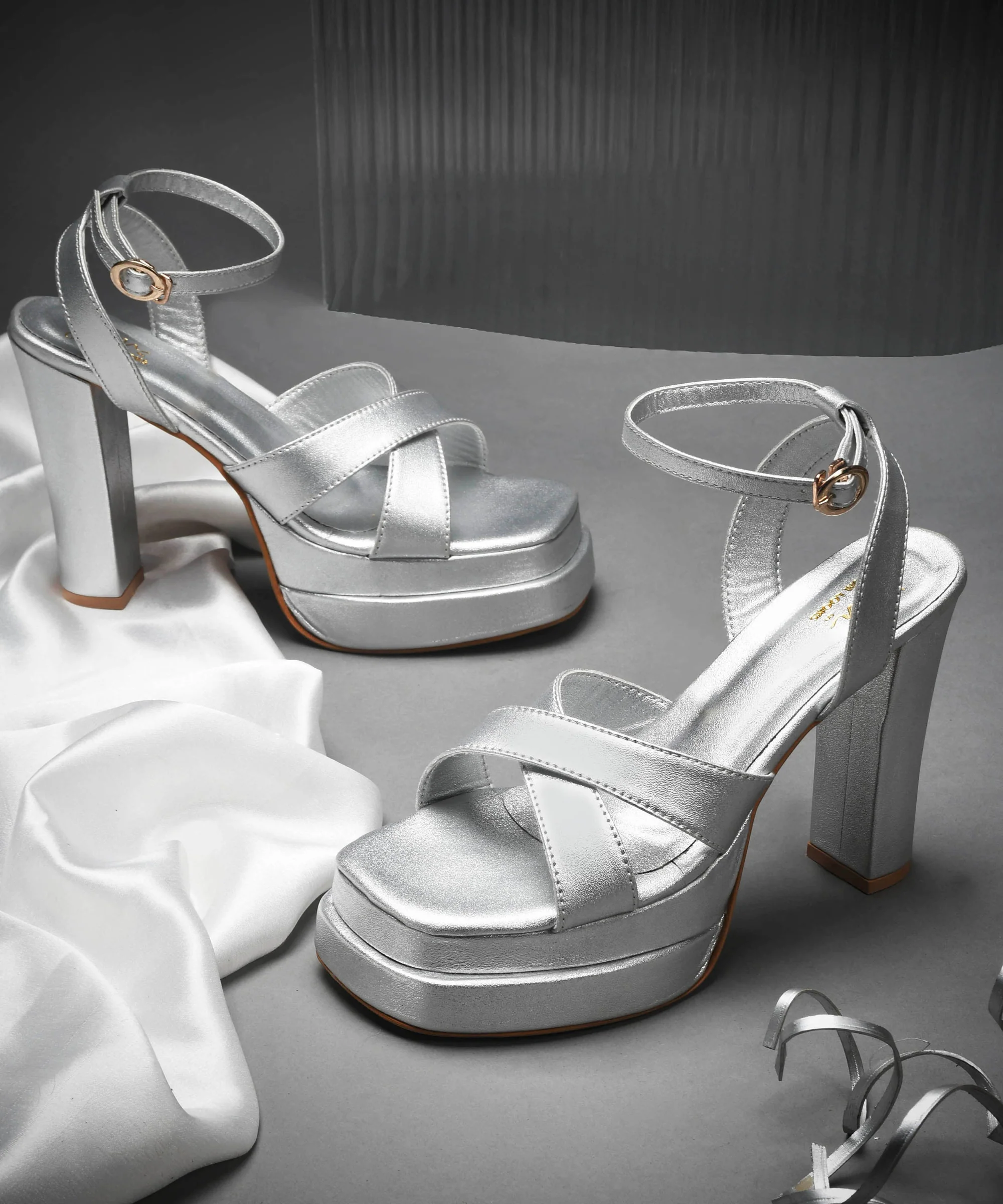 Cross Strap Platform Block Heel Sandals with Ankle Strap