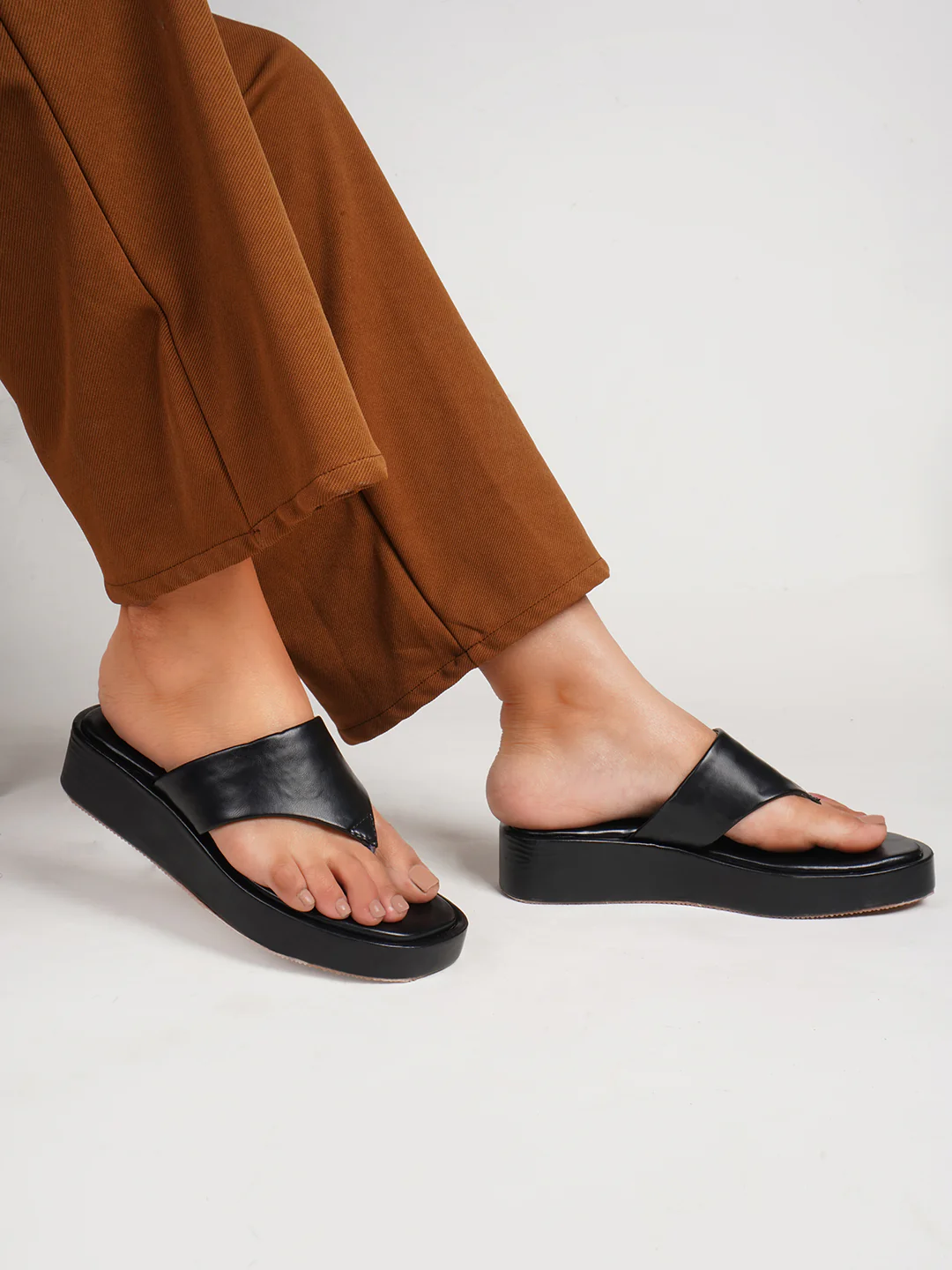 Women's Platform Thong Flatform Sandals with Cushioned Footbed and T-Strap - Image 12