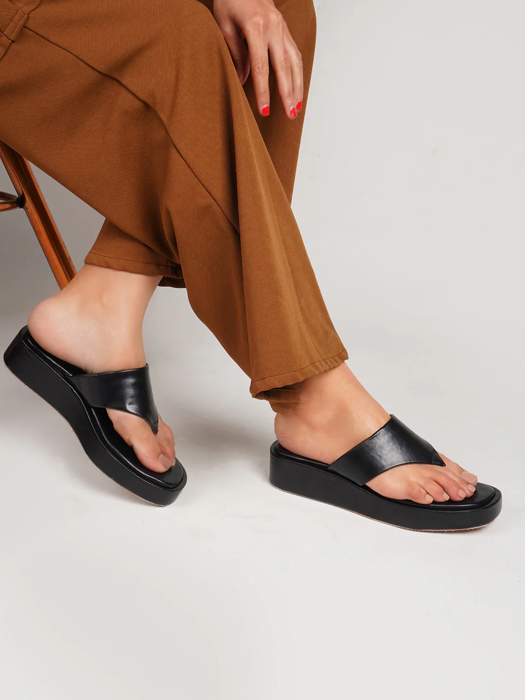 Women's Platform Thong Flatform Sandals with Cushioned Footbed and T-Strap - Image 13