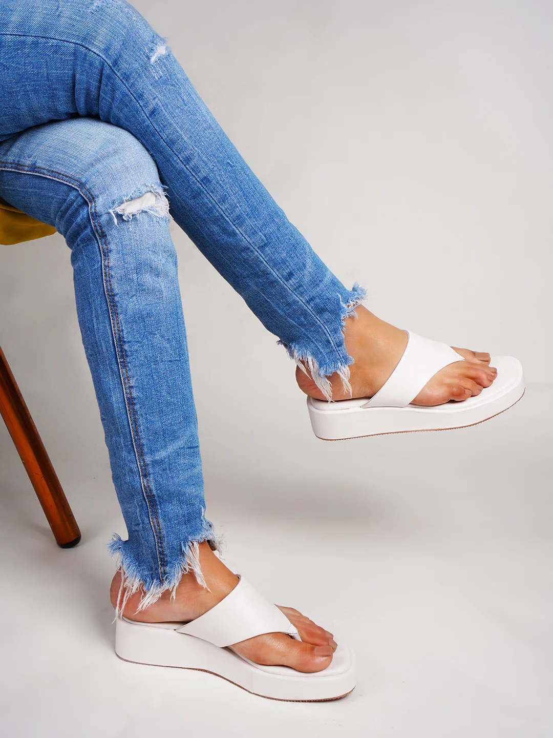 Women's Platform Thong Flatform Sandals with Cushioned Footbed and T-Strap - Image 4