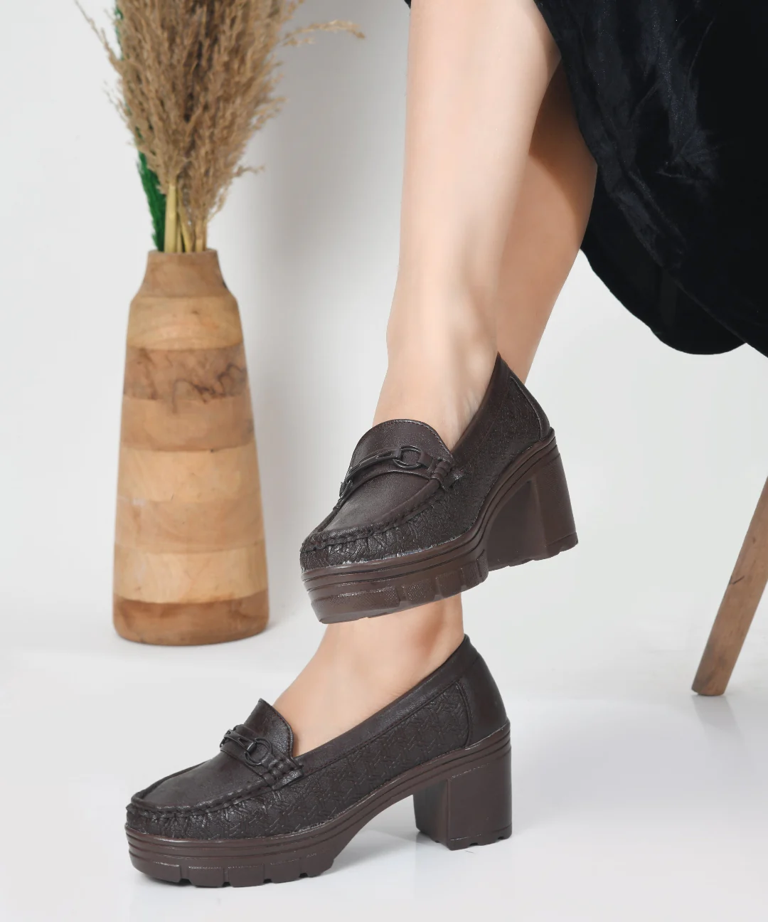 JM Looks Platform Heel Loafers with Moc-Toe Design - Image 14