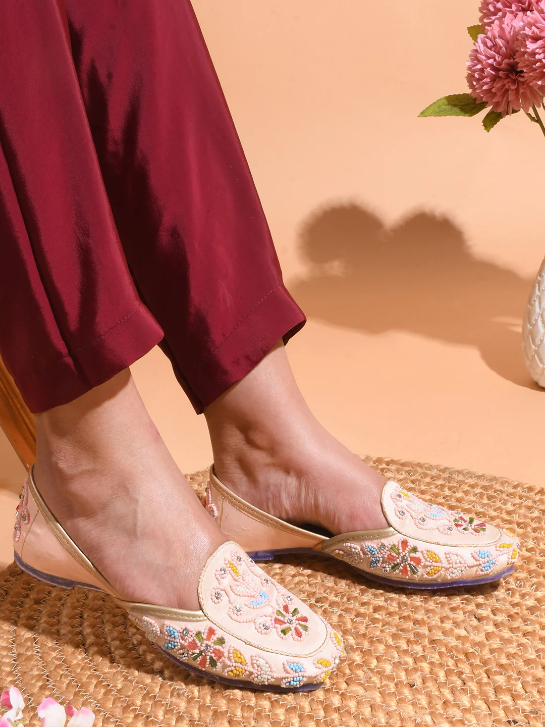 Pretty Embroidered Jutti - Image 15