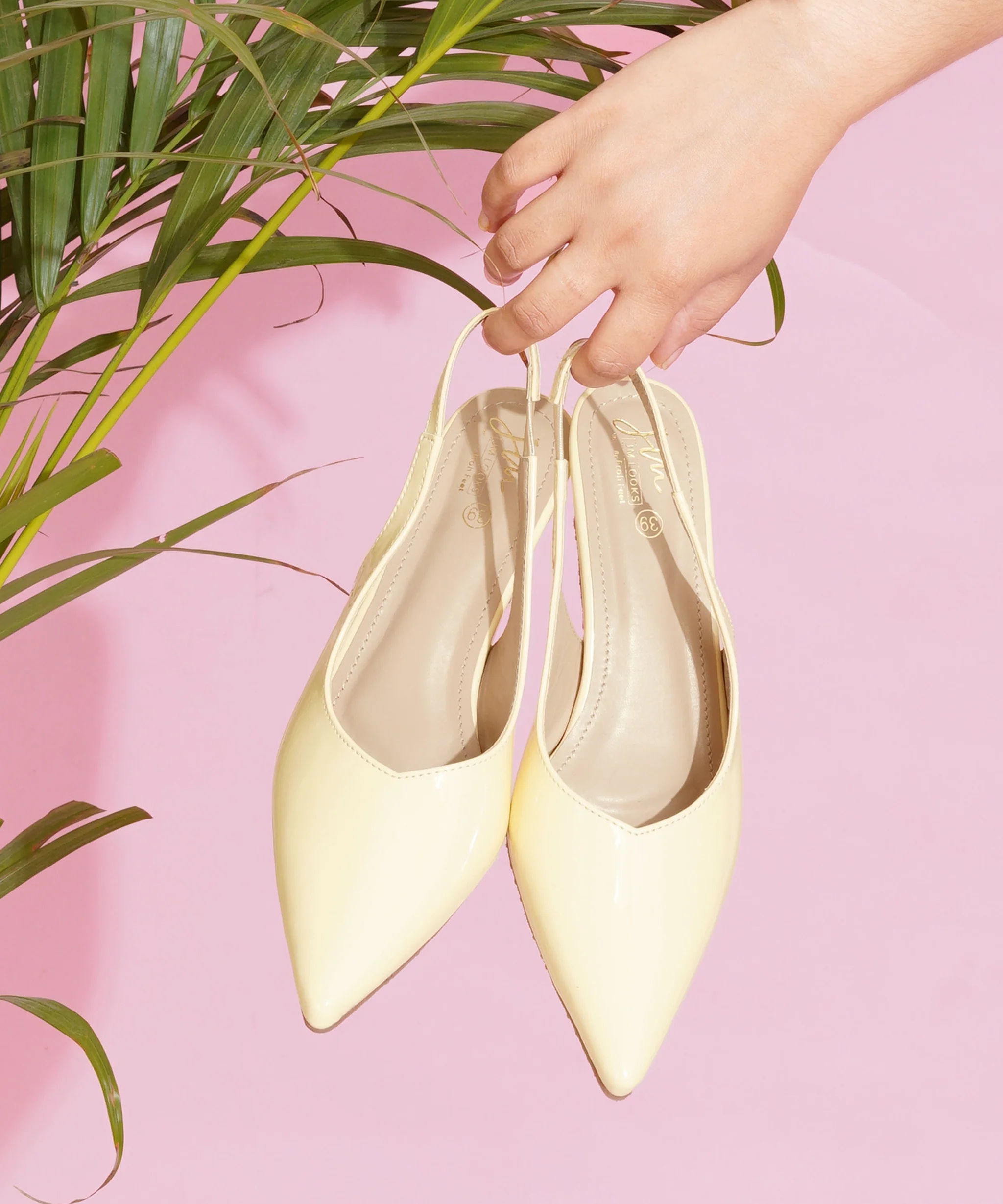 Refined Pointed Toe Kitten Heels - Image 21