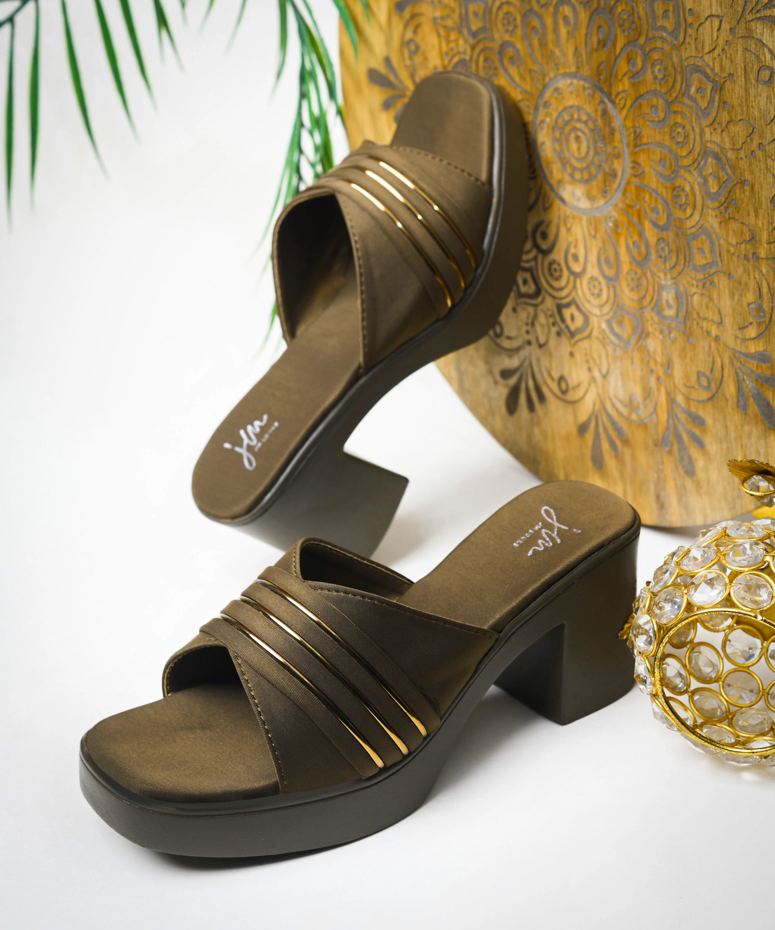 JM Looks Sleek Metallic Accent Platforms - Image 5