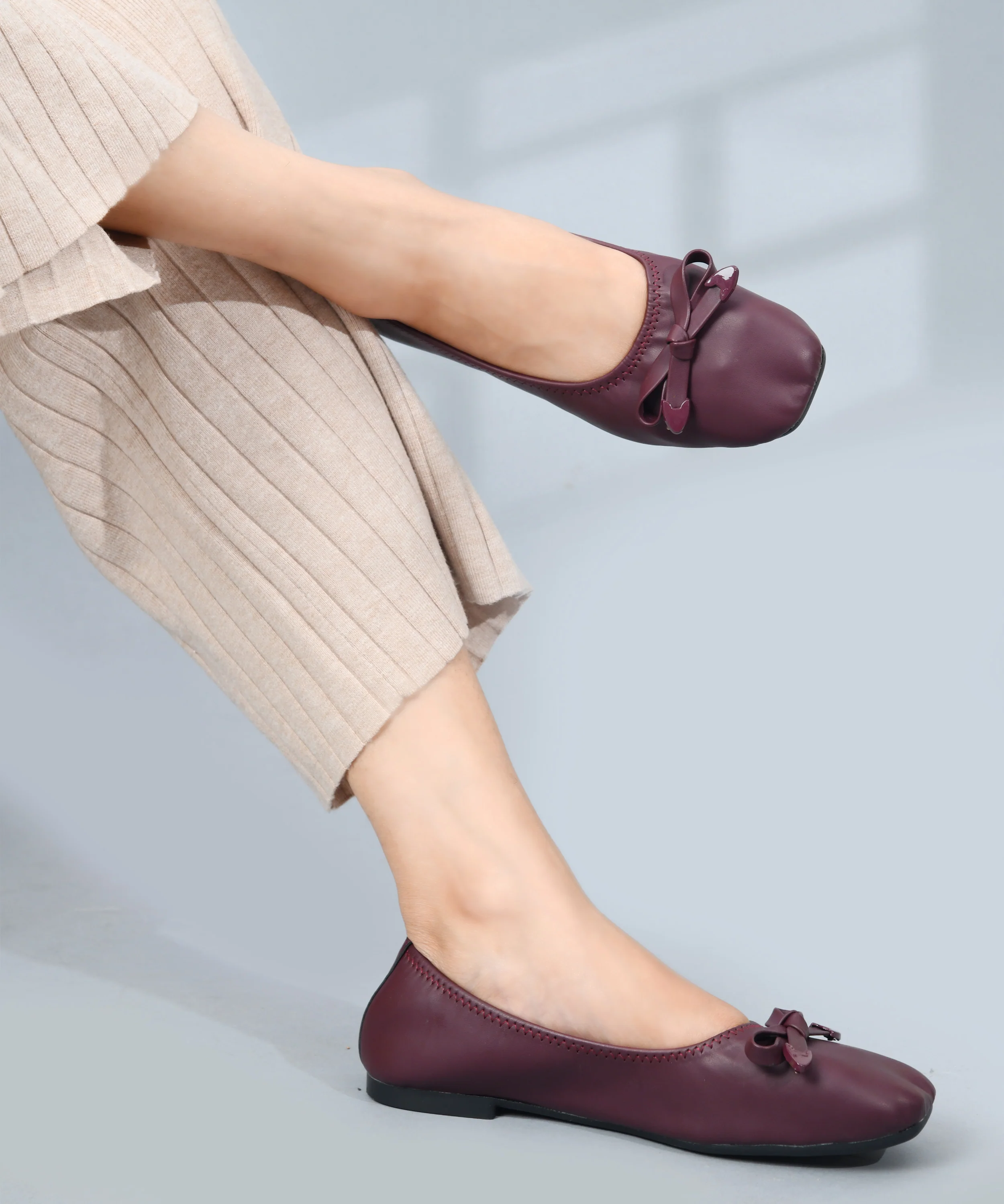 JM Looks Slip-On Ballerinas with Bow Accent - Image 15