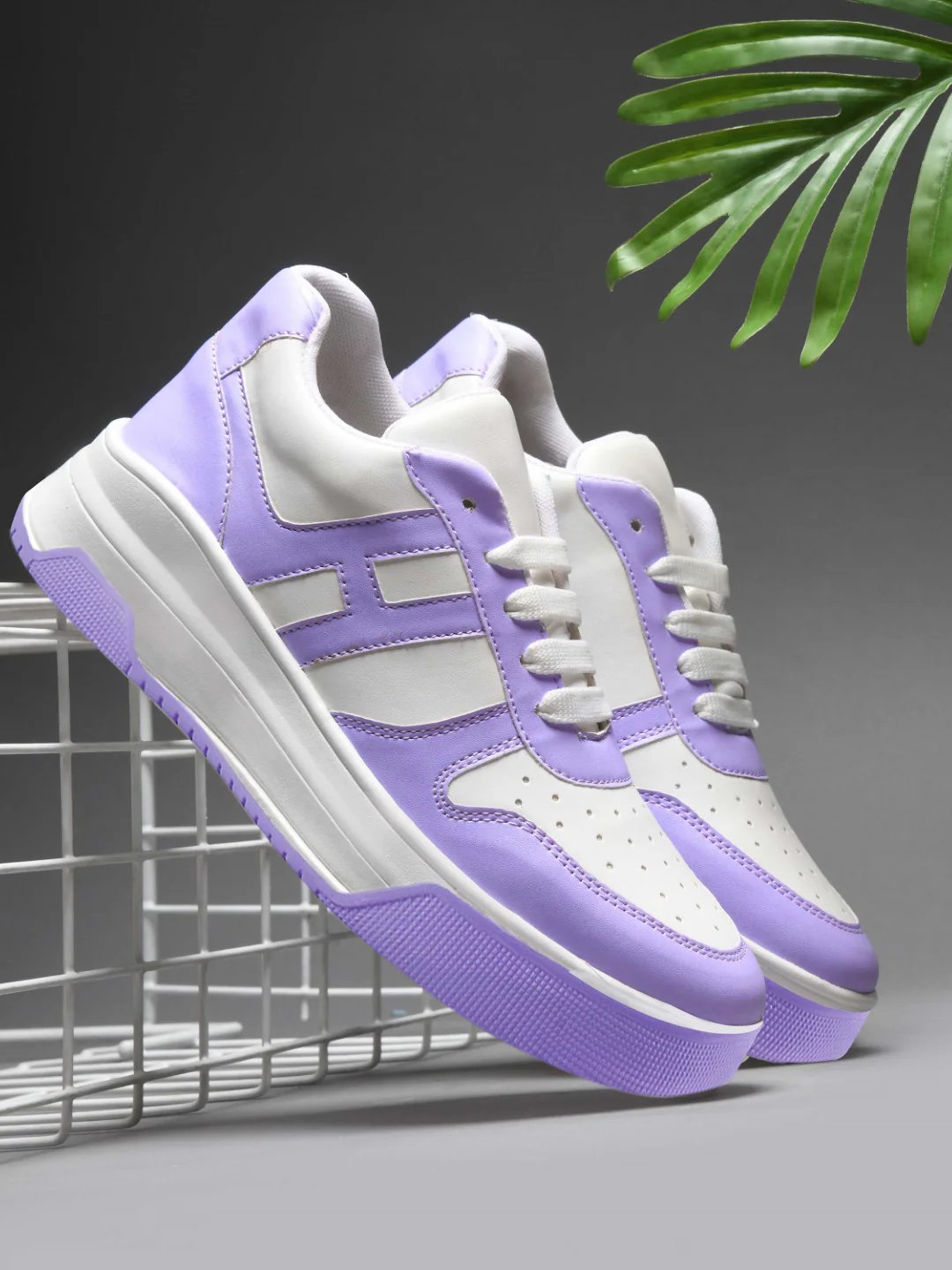 Sneakers with Bold Design & Elevated Sole for Women - Image 13