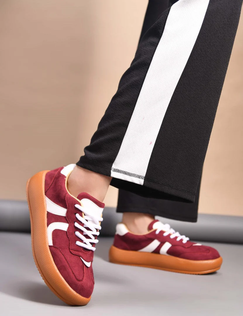 Suede lace up sneakers with cushioned sole - Image 6