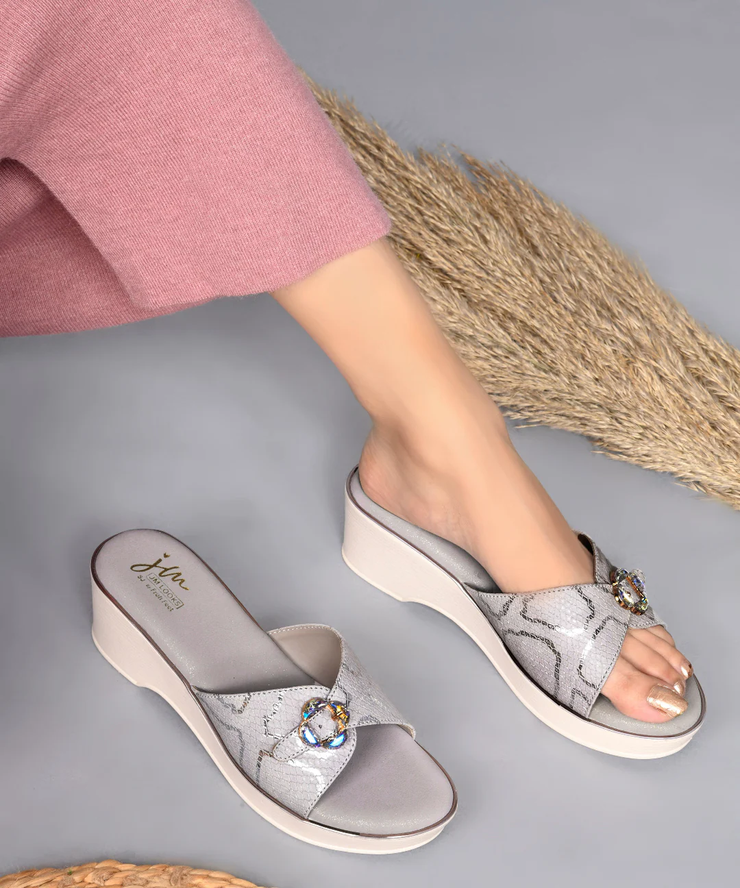 Textured Crystal Floral Buckle Open Toe Platform Wedge Sandals Heels for Women - Image 17