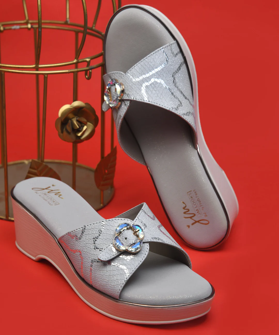 Textured Crystal Floral Buckle Open Toe Platform Wedge Sandals Heels for Women - Image 3