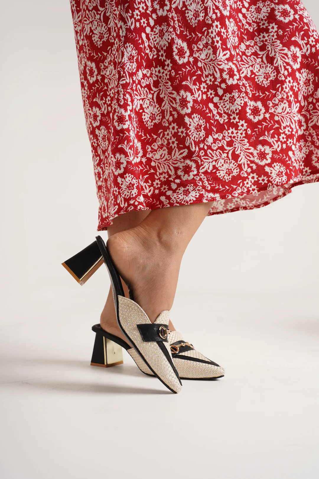 Jm Looks Woven Textured Chain Mule Loafers - Image 3