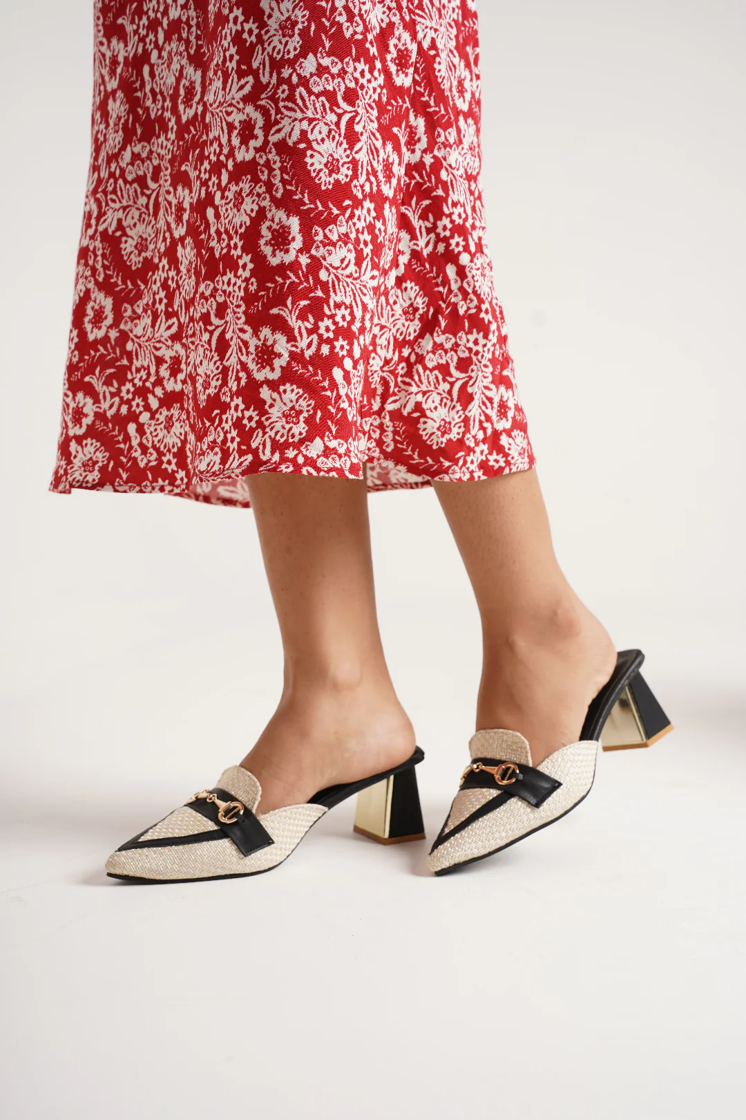 Jm Looks Woven Textured Chain Mule Loafers - Image 4
