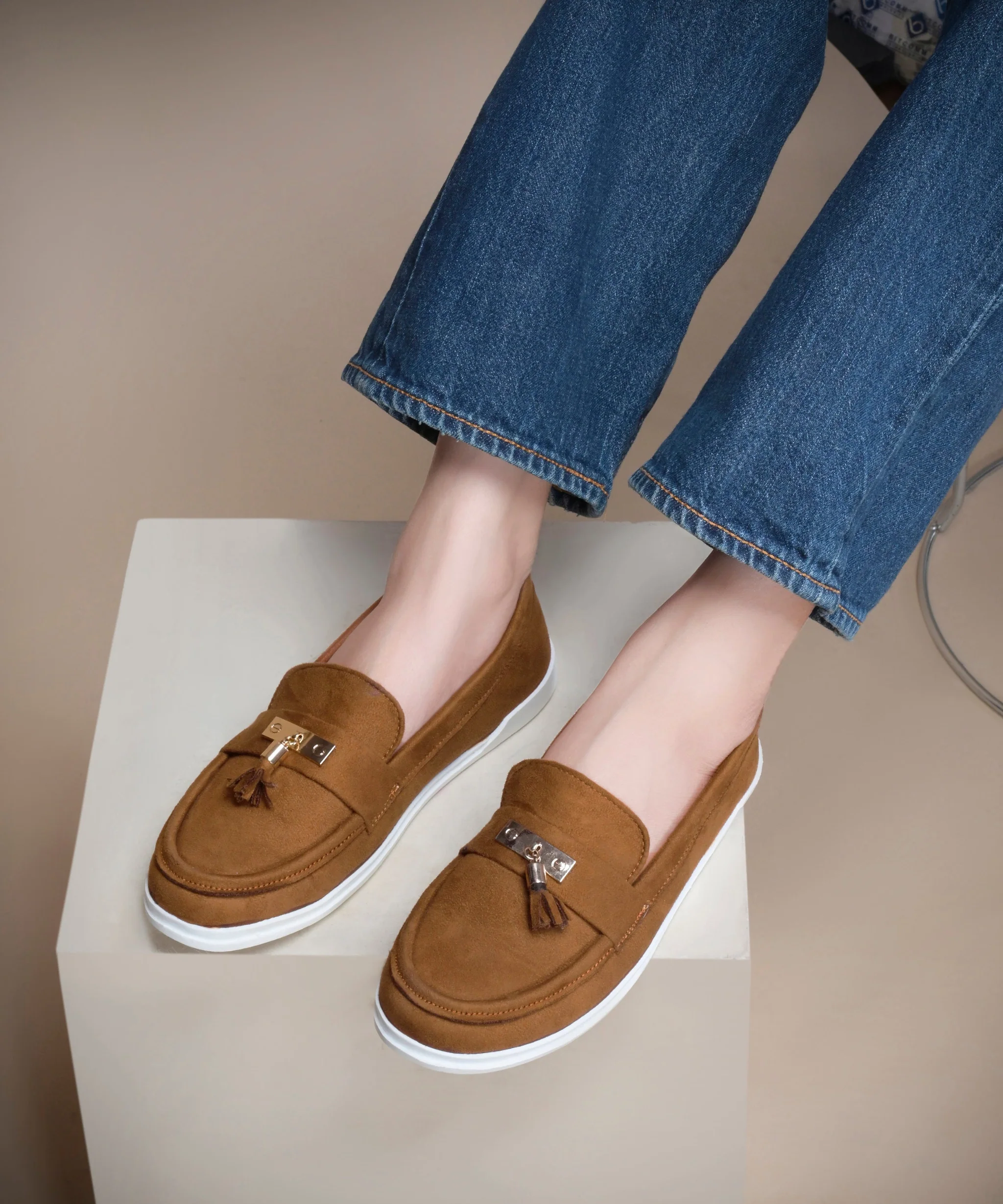 Versatile Casual Flat Style Loafer - Image 15