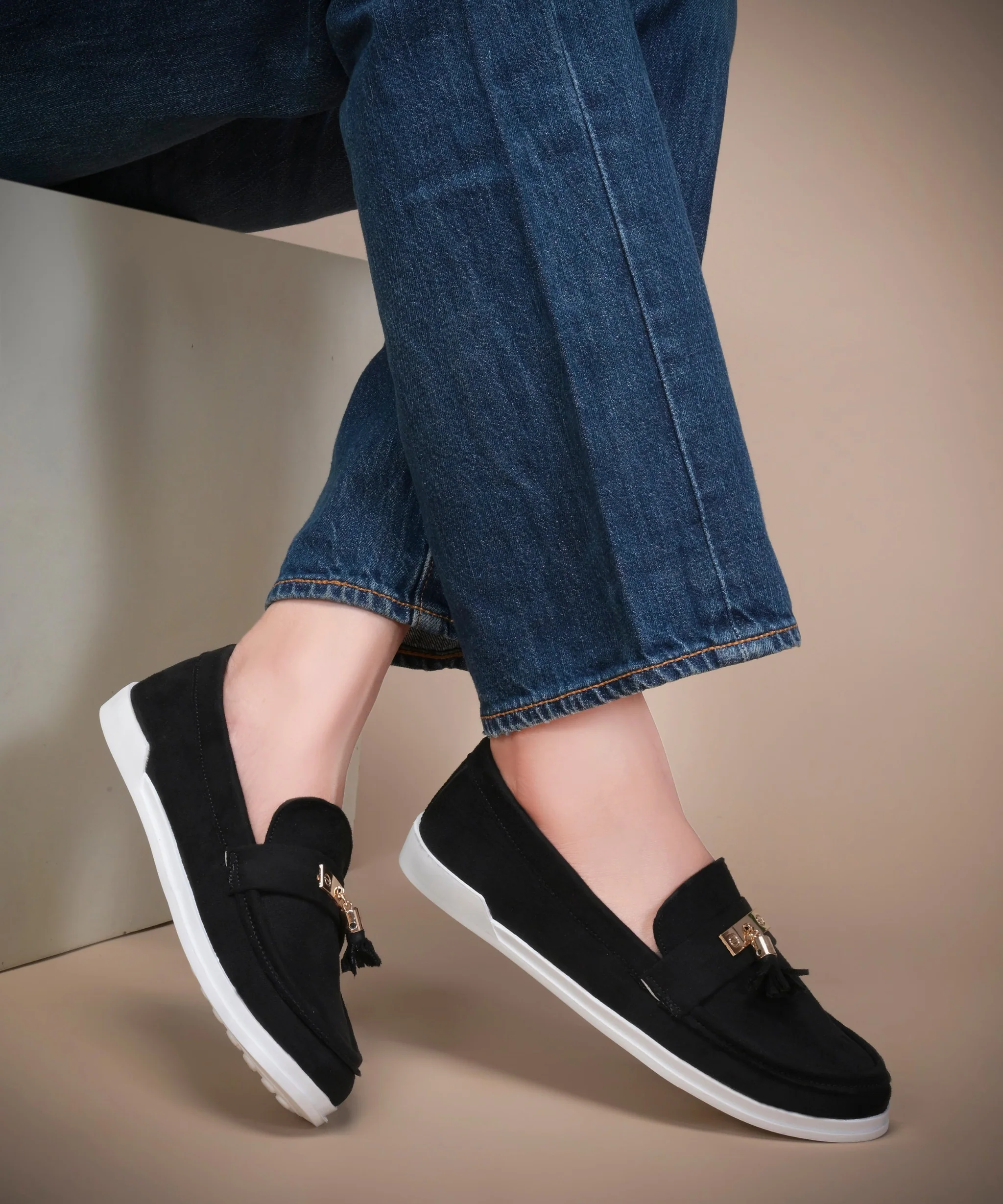 Versatile Casual Flat Style Loafer - Image 2