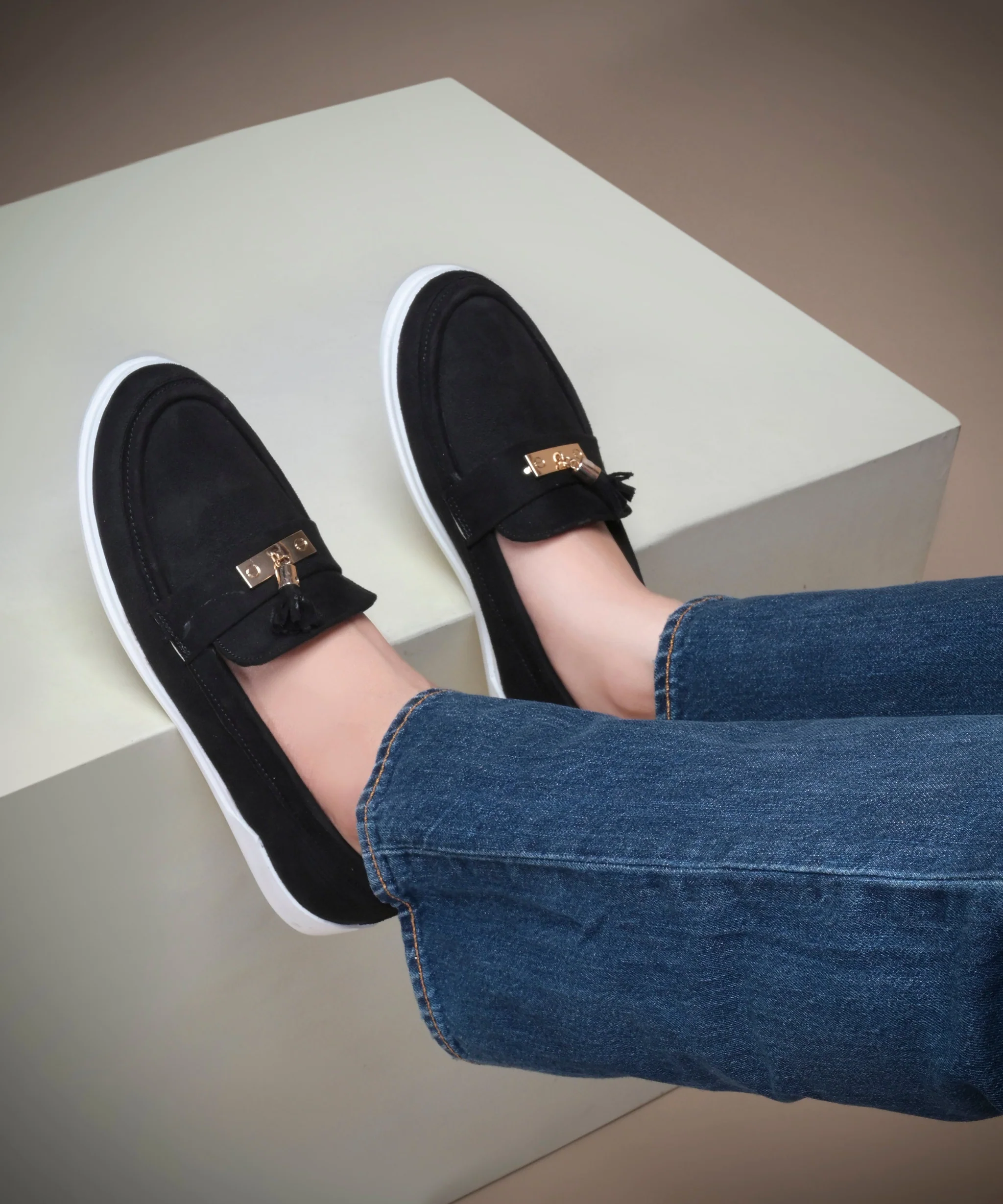 Versatile Casual Flat Style Loafer - Image 3