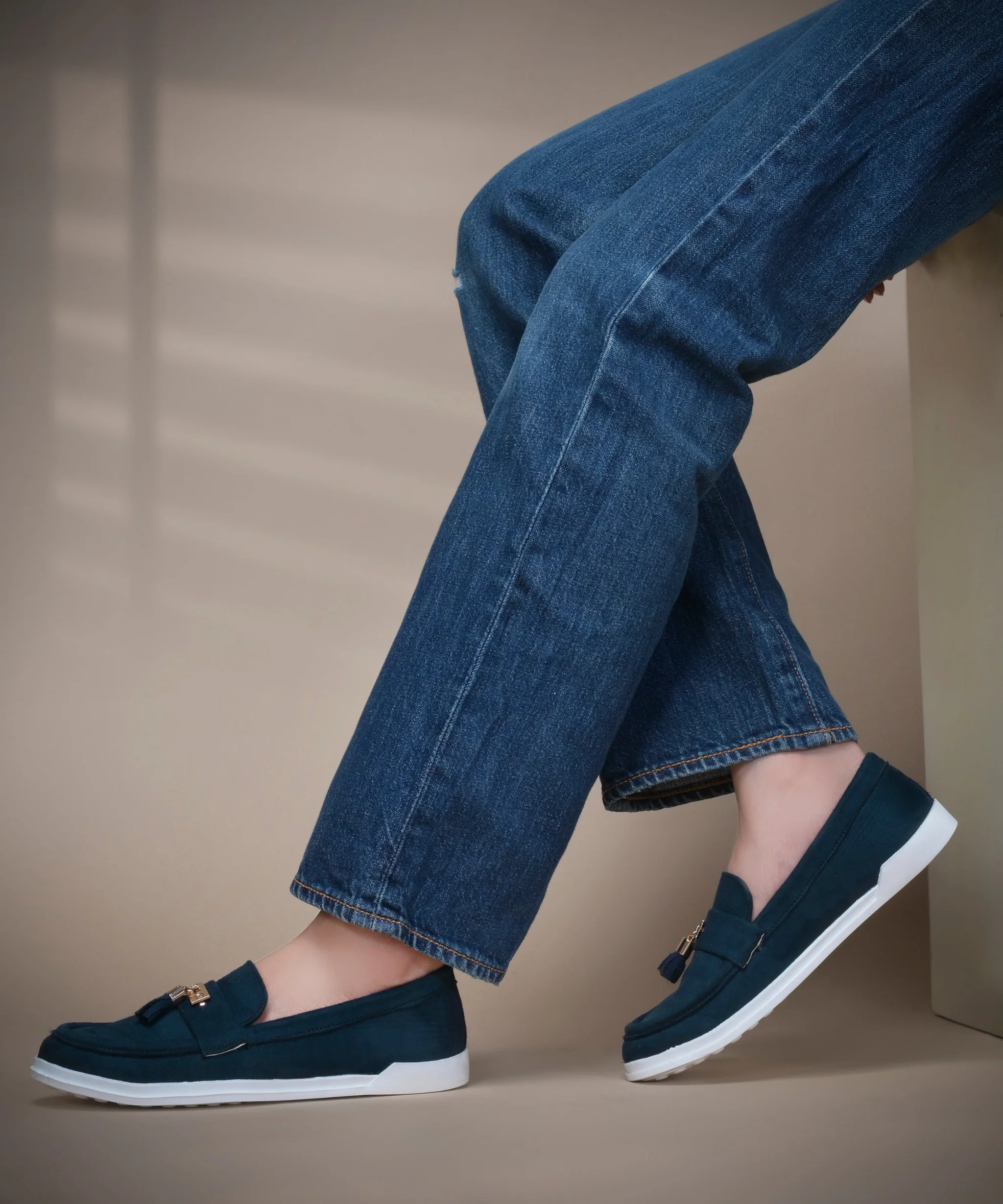 Versatile Casual Flat Style Loafer - Image 9