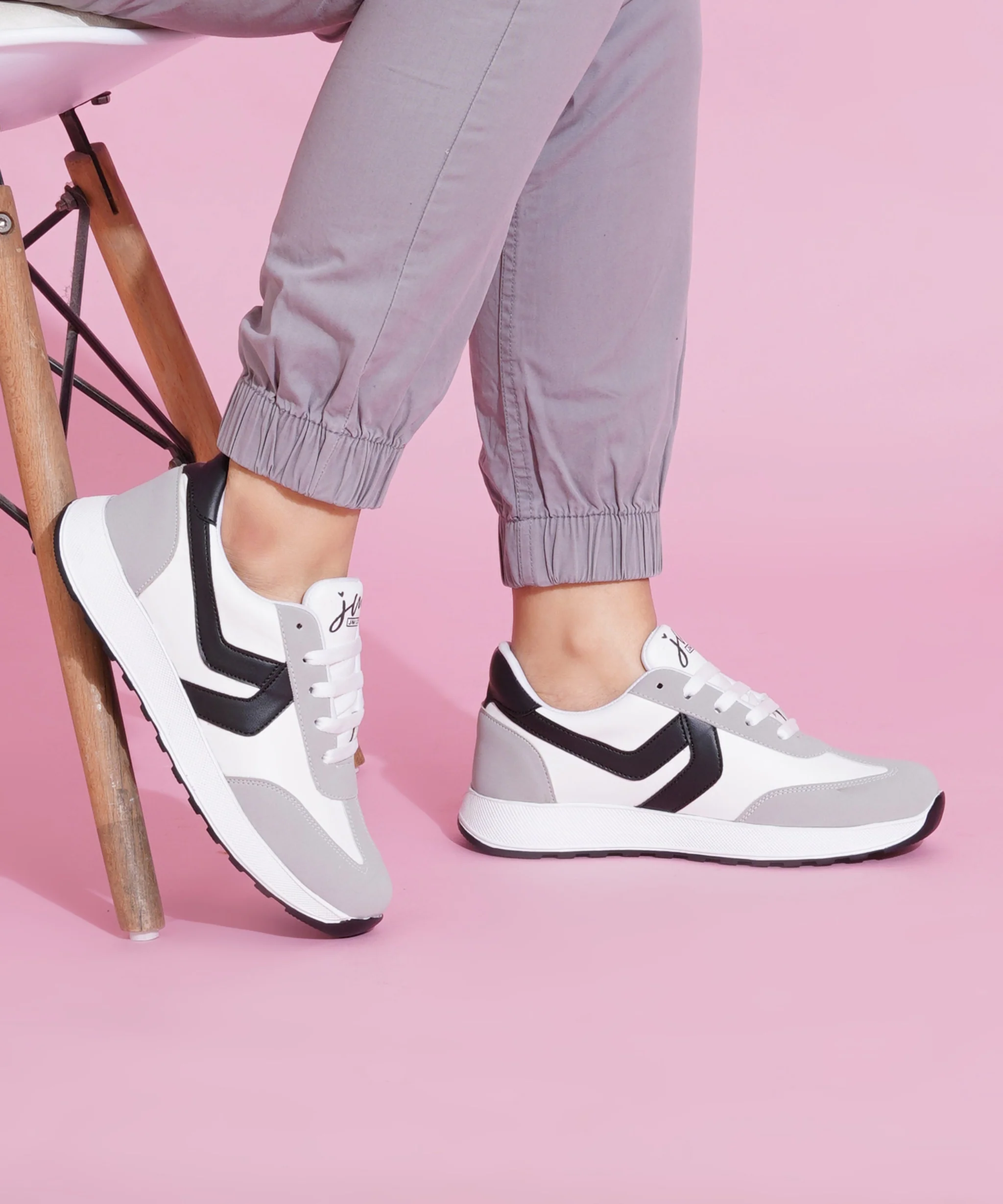 Women’s Casual Lace-Up Sneakers with Contrast Panels - Image 11