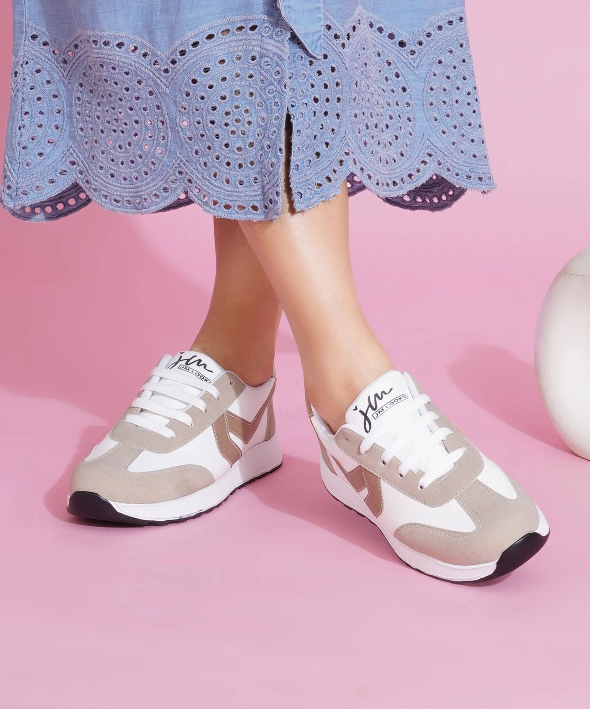 Women’s Casual Lace-Up Sneakers with Contrast Panels - Image 2